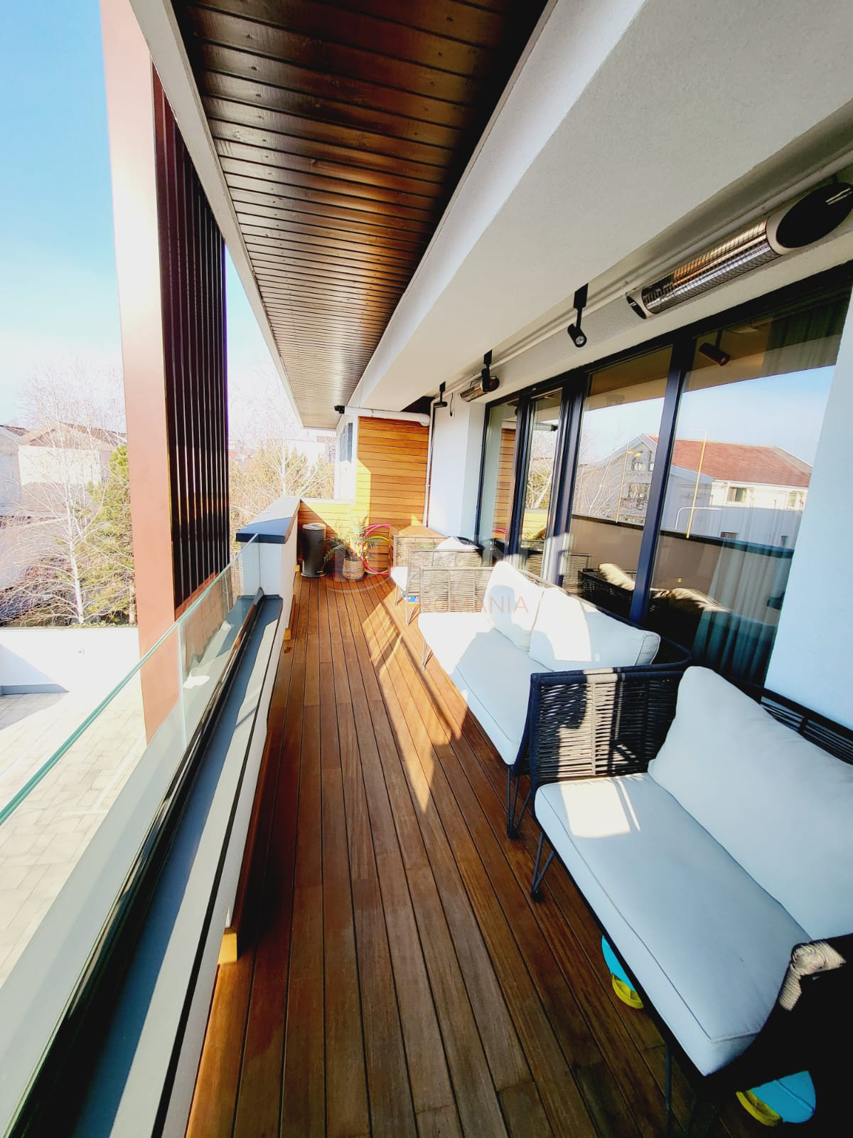 3 camere cu loc parcare subteran inclus Bucuresti/Pipera