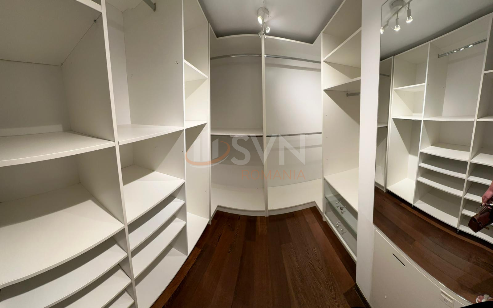 3 camere cu loc parcare subteran inclus Bucuresti/Floreasca