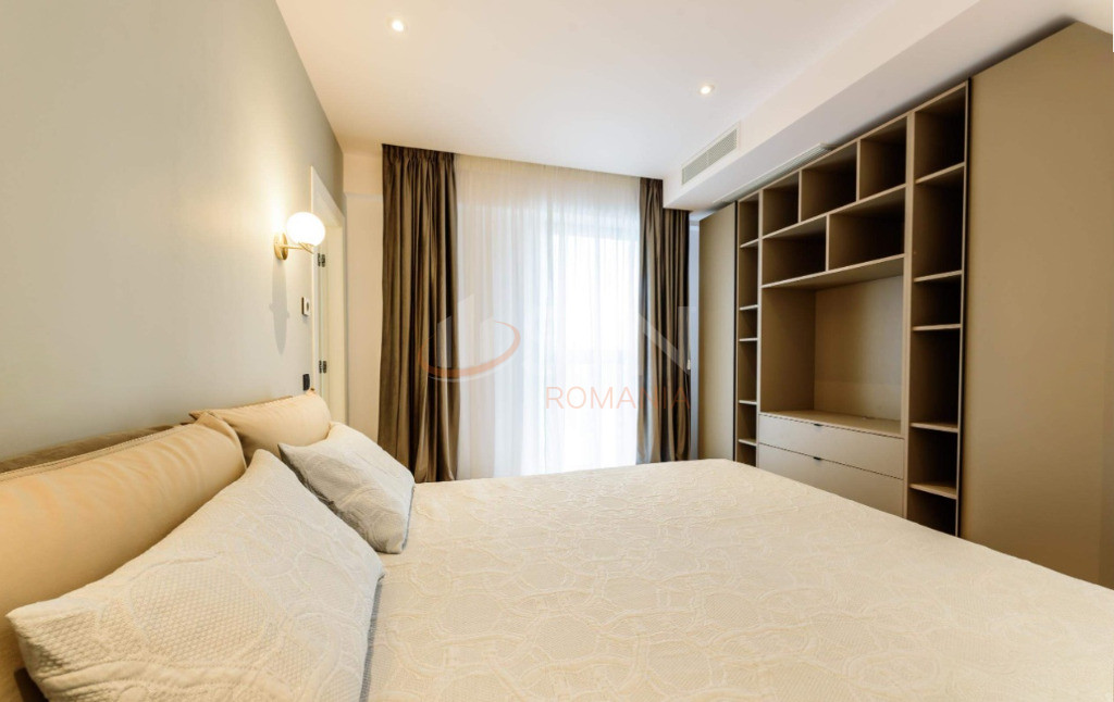 3 camere cu loc parcare subteran inclus Bucuresti/Herastrau