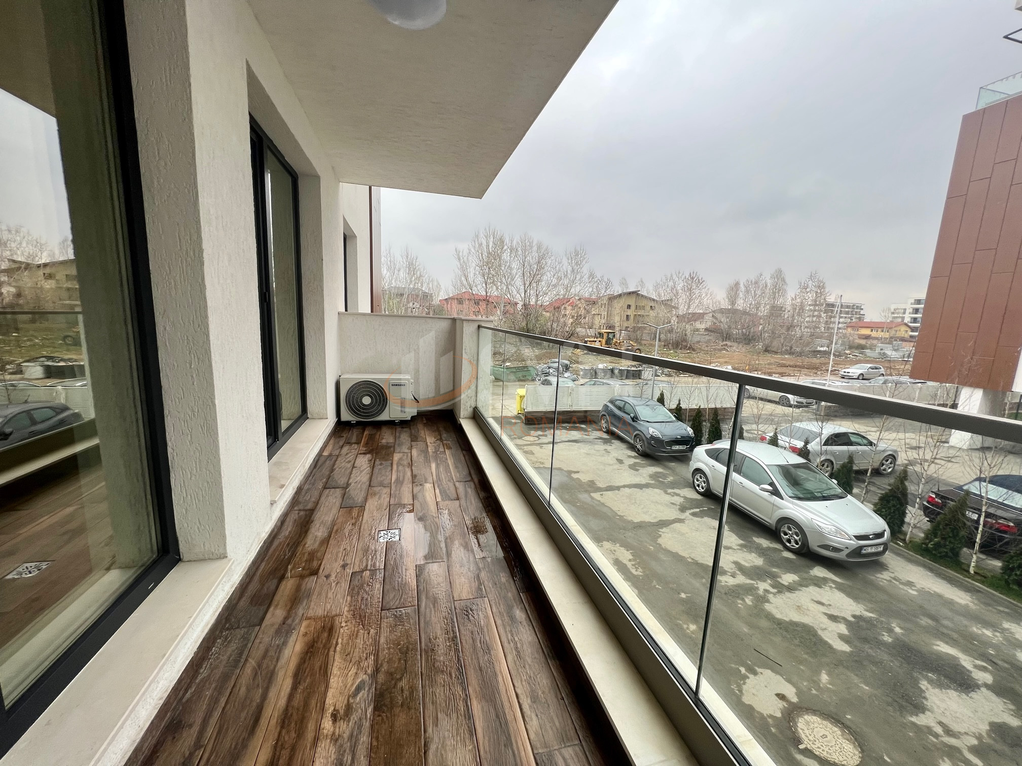 3 camere cu loc parcare subteran inclus Bucuresti/Pipera