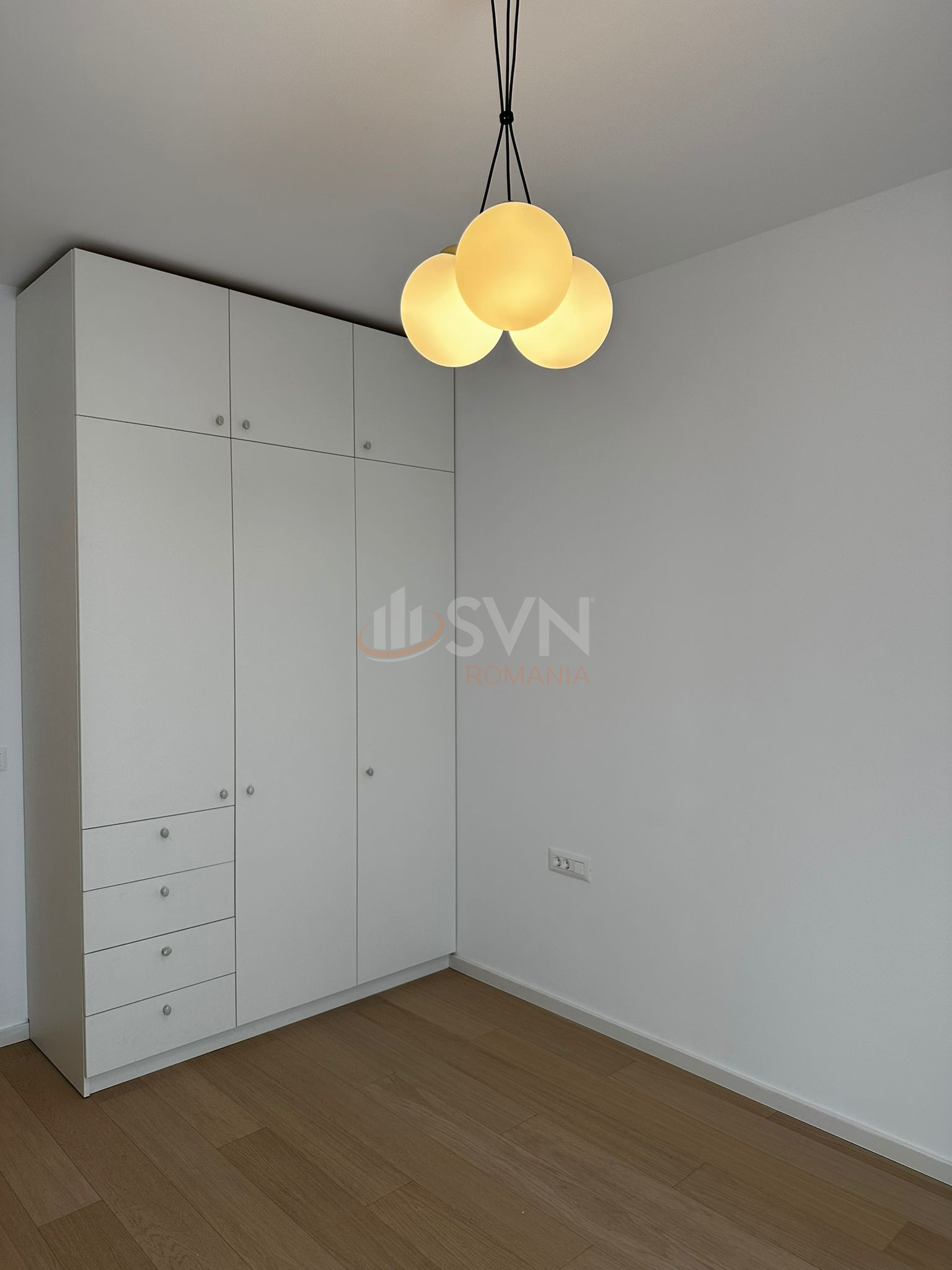 3 camere cu loc parcare subteran inclus Bucuresti/Baneasa