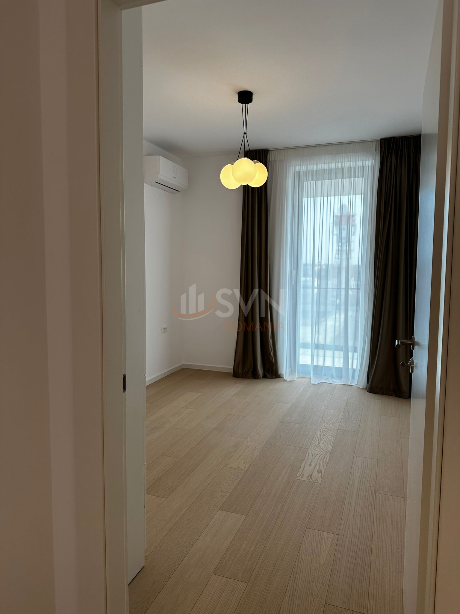 3 camere cu loc parcare subteran inclus Bucuresti/Baneasa