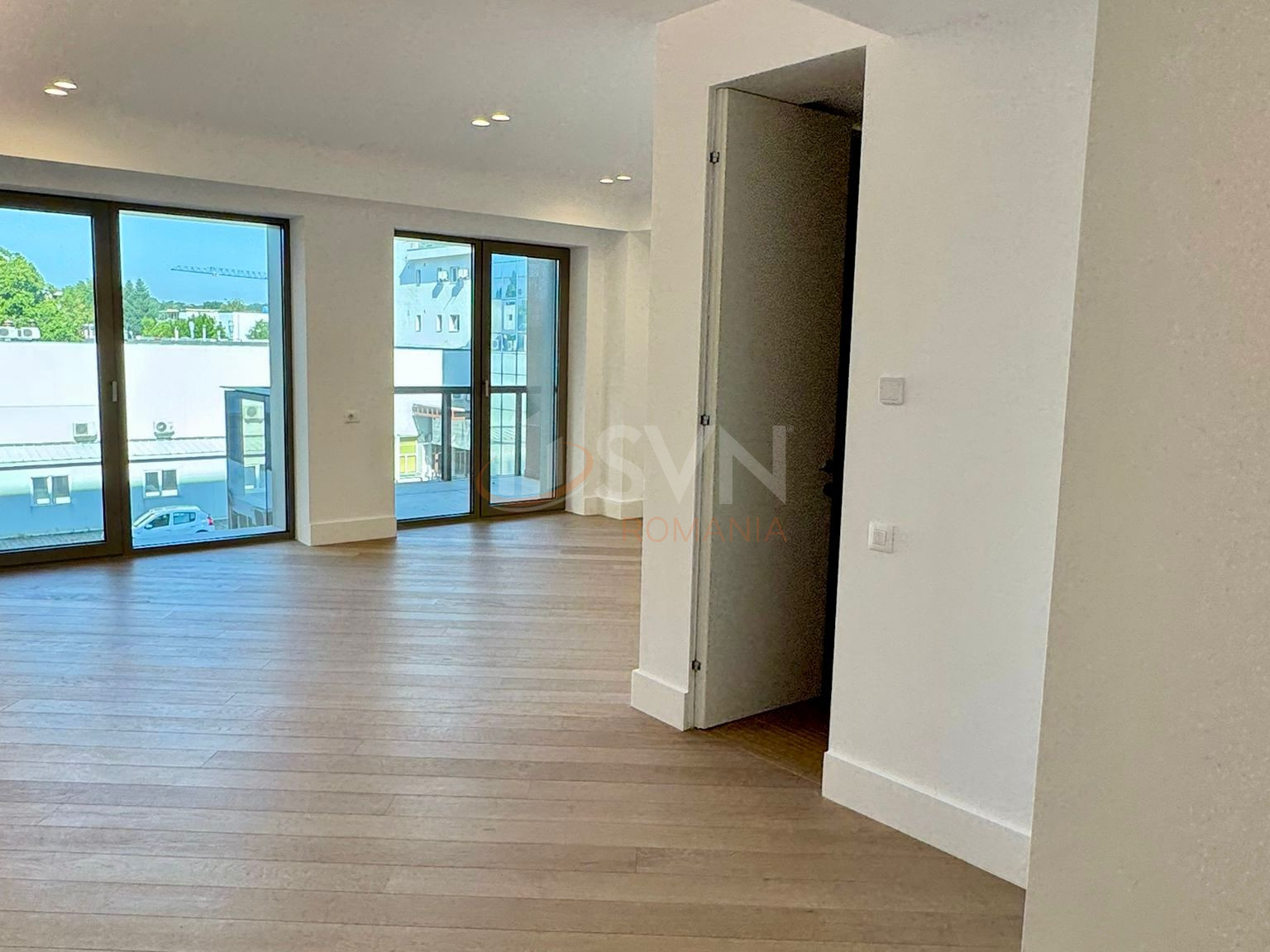 3 camere cu loc parcare subteran inclus Bucuresti/Pipera