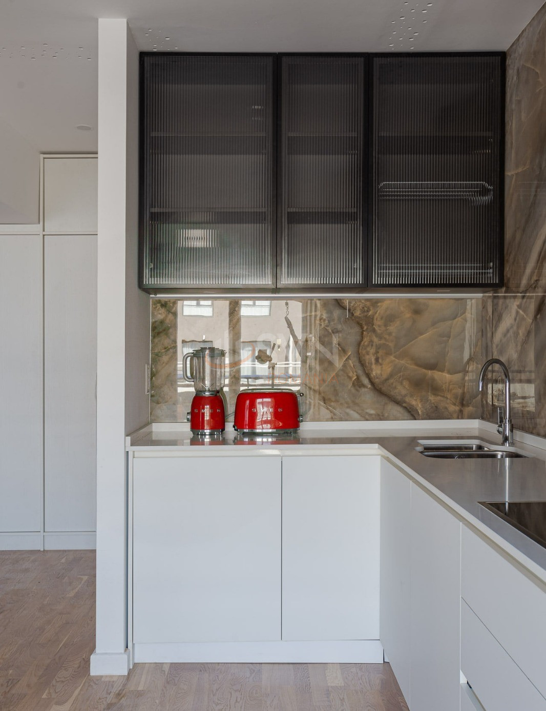 3 camere cu loc parcare subteran inclus Bucuresti/Barbu Vacarescu