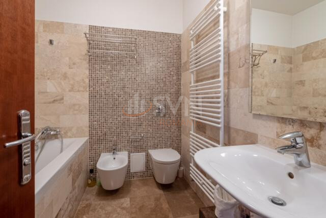 3 camere cu loc parcare subteran inclus Bucuresti/Pipera