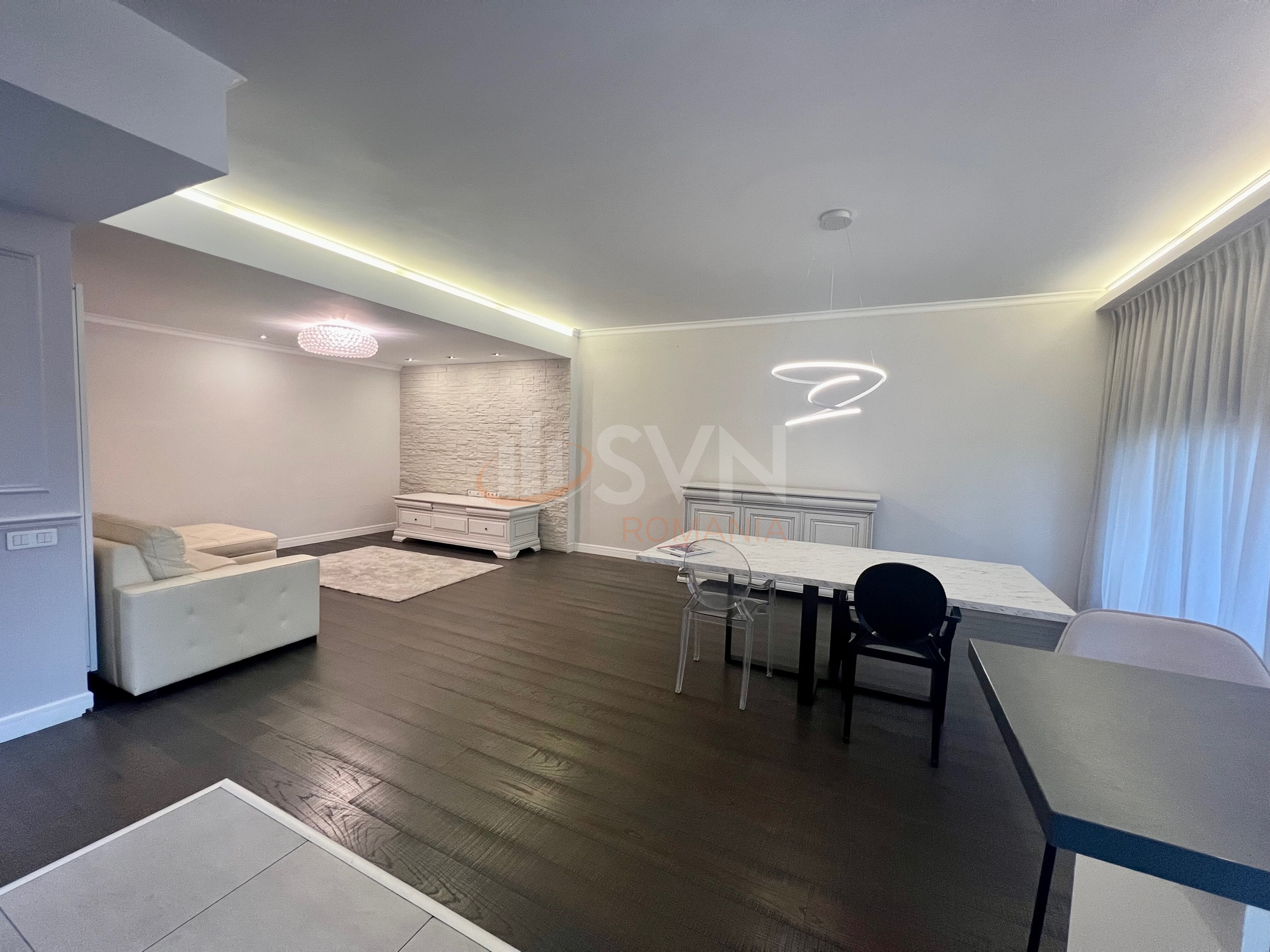 3 camere cu loc parcare subteran inclus Bucuresti/Pipera