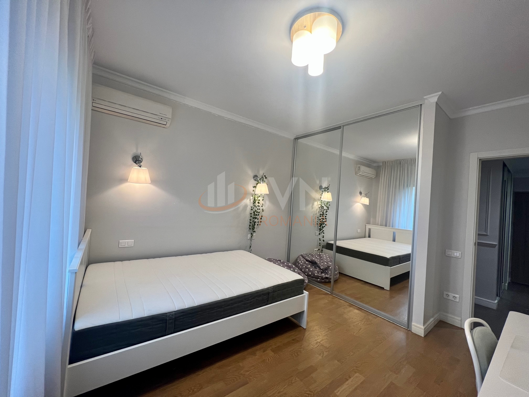 3 camere cu loc parcare subteran inclus Bucuresti/Pipera