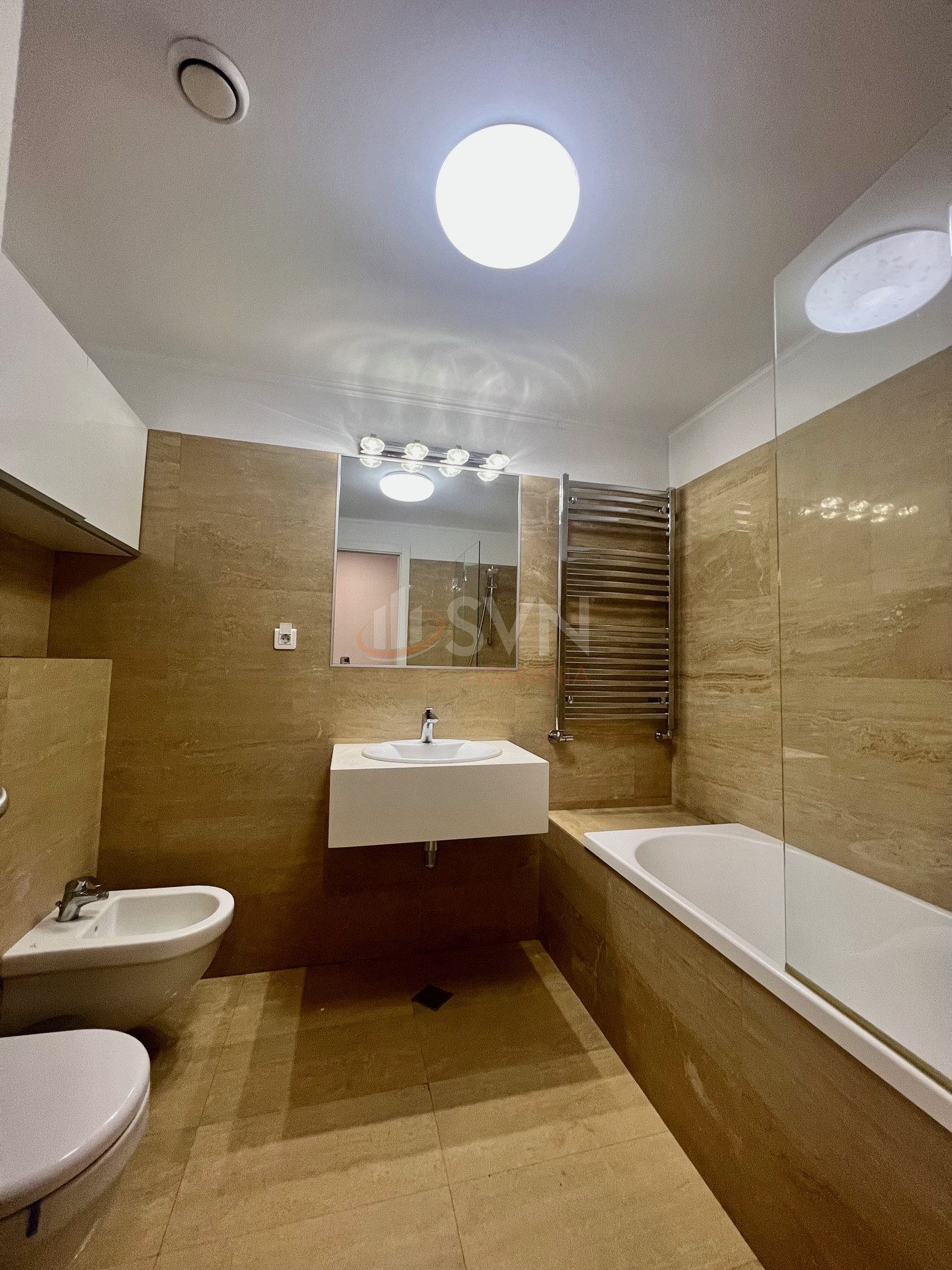 3 camere cu loc parcare subteran inclus Bucuresti/Pipera