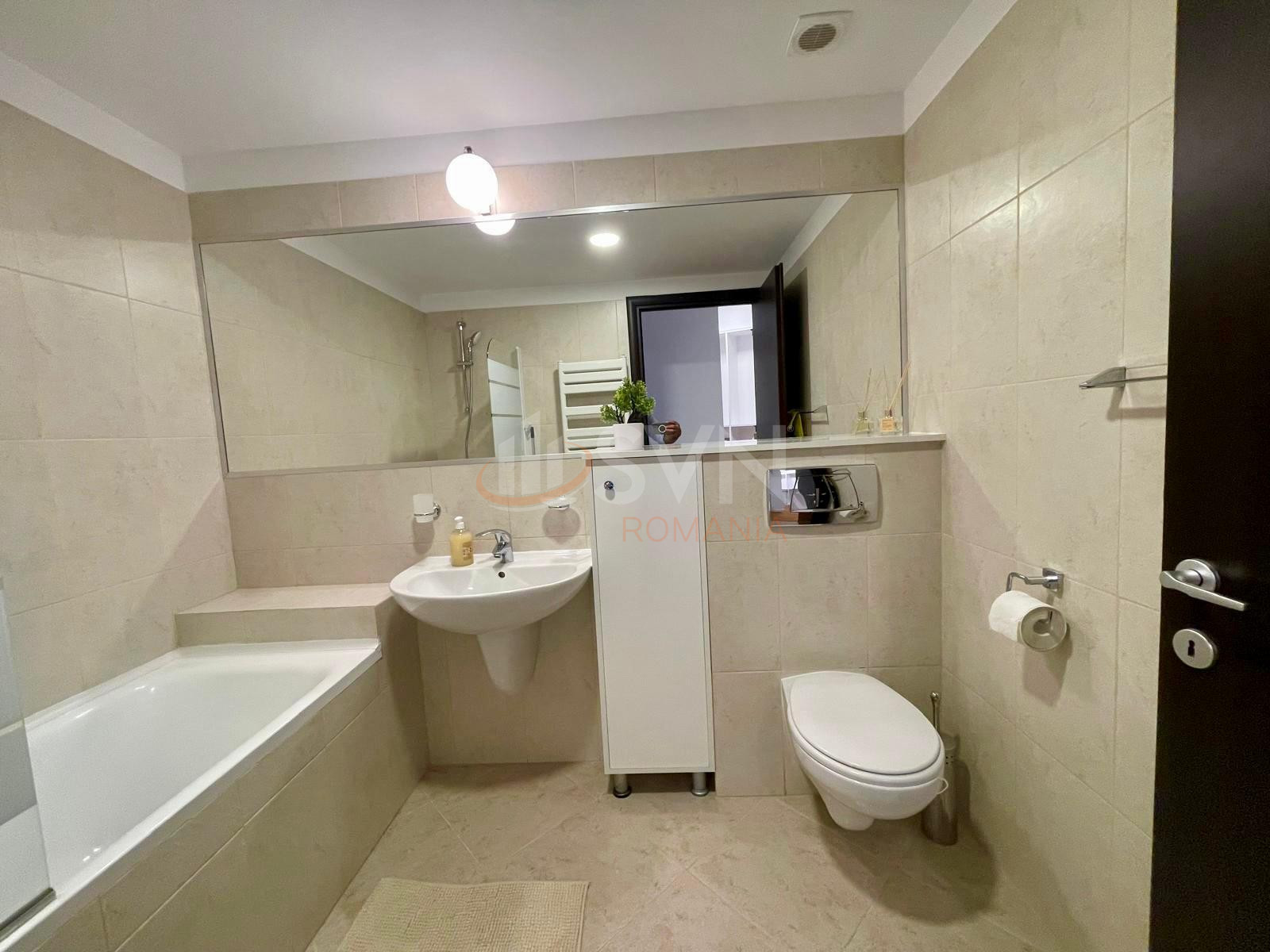 3 camere cu loc parcare subteran inclus Bucuresti/Herastrau