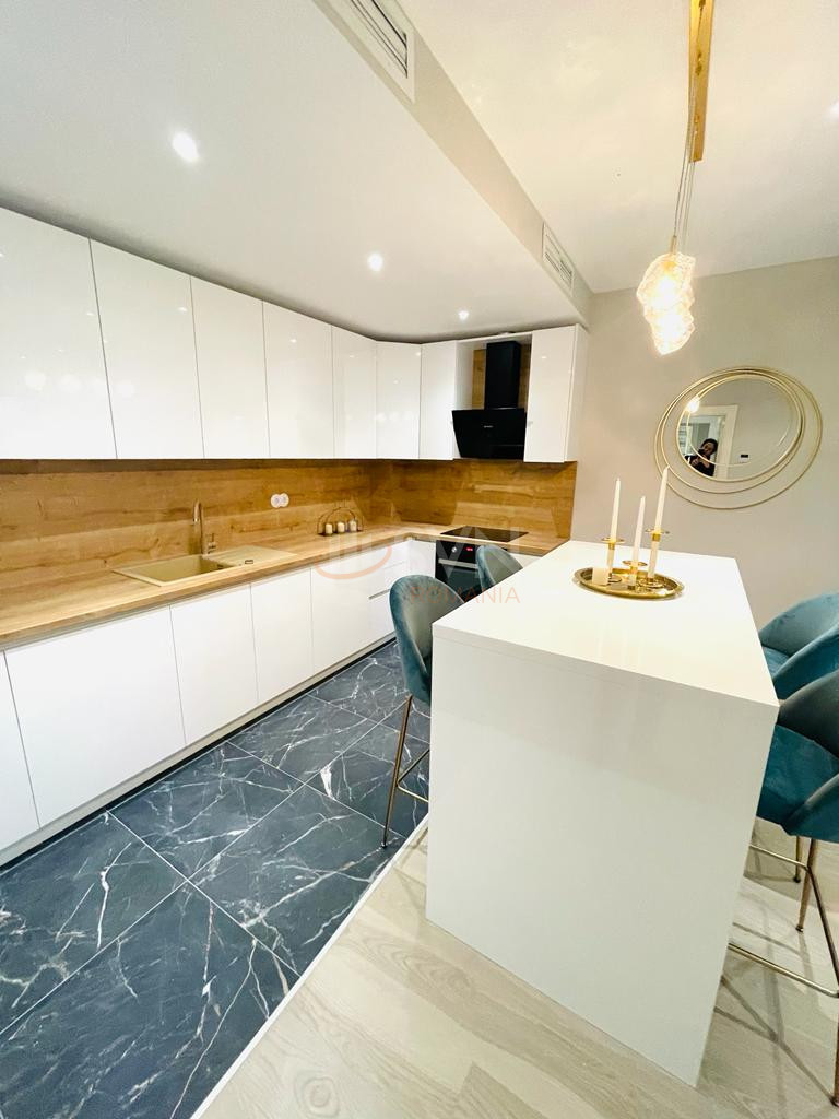 3 camere cu loc parcare subteran inclus Bucuresti/Pipera