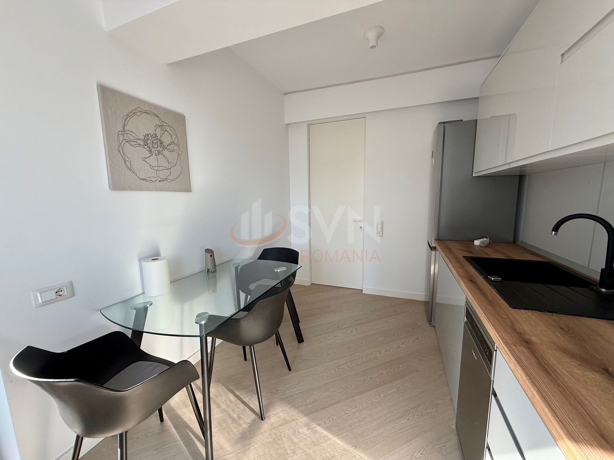 3 camere cu loc parcare subteran inclus Bucuresti/Pipera
