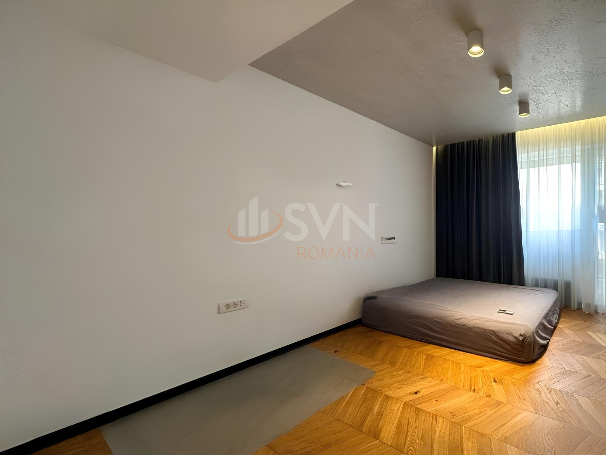 3 camere cu loc parcare subteran inclus Bucuresti/Herastrau