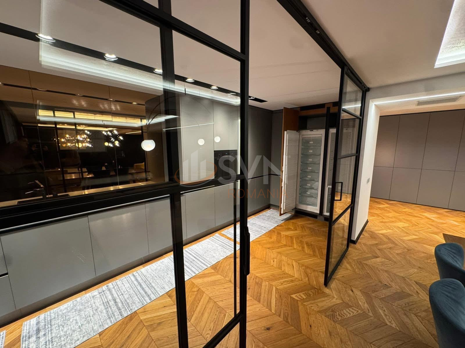 3 camere cu loc parcare subteran inclus Bucuresti/Herastrau