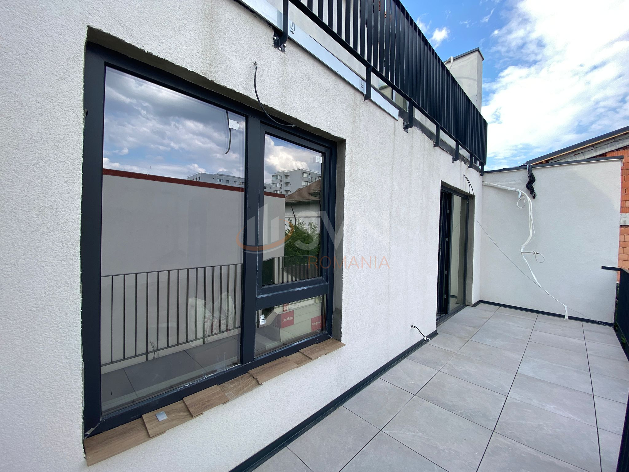 3 camere cu loc parcare subteran inclus Bucuresti/Domenii