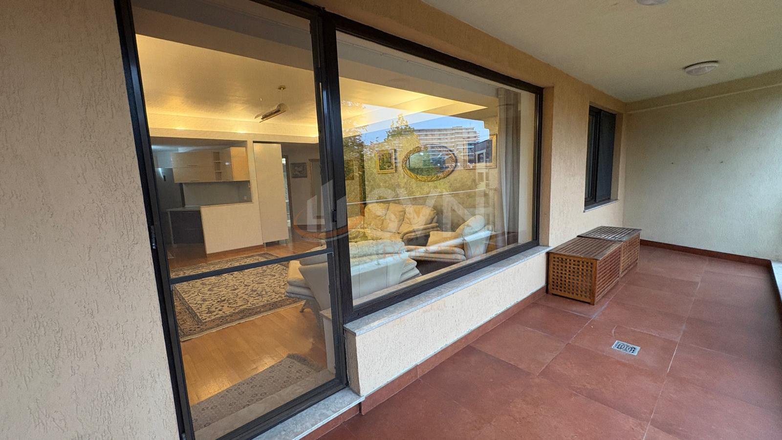 3 camere cu loc parcare subteran inclus Bucuresti/Herastrau