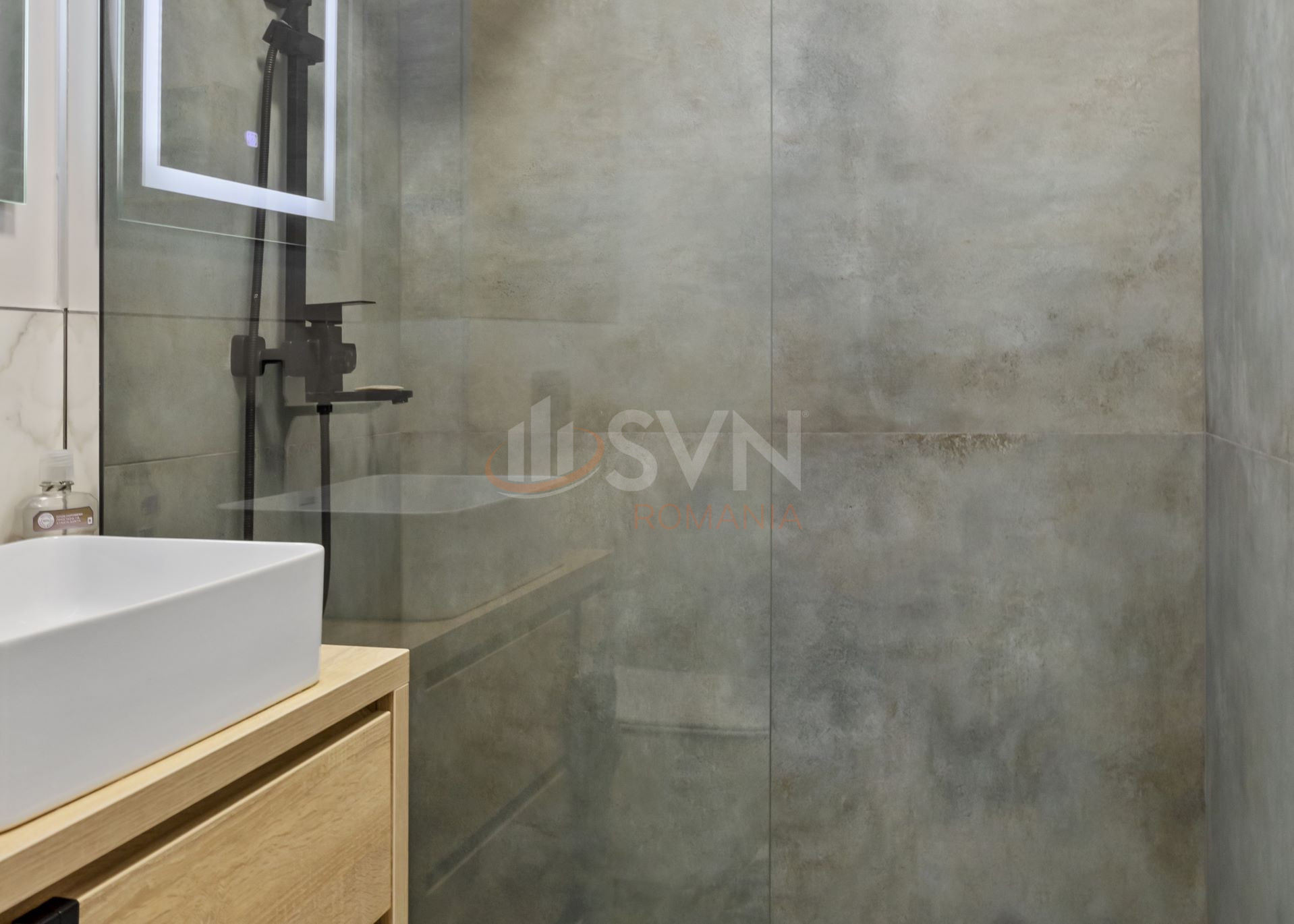 3 camere cu loc parcare subteran inclus Bucuresti/Aviatiei