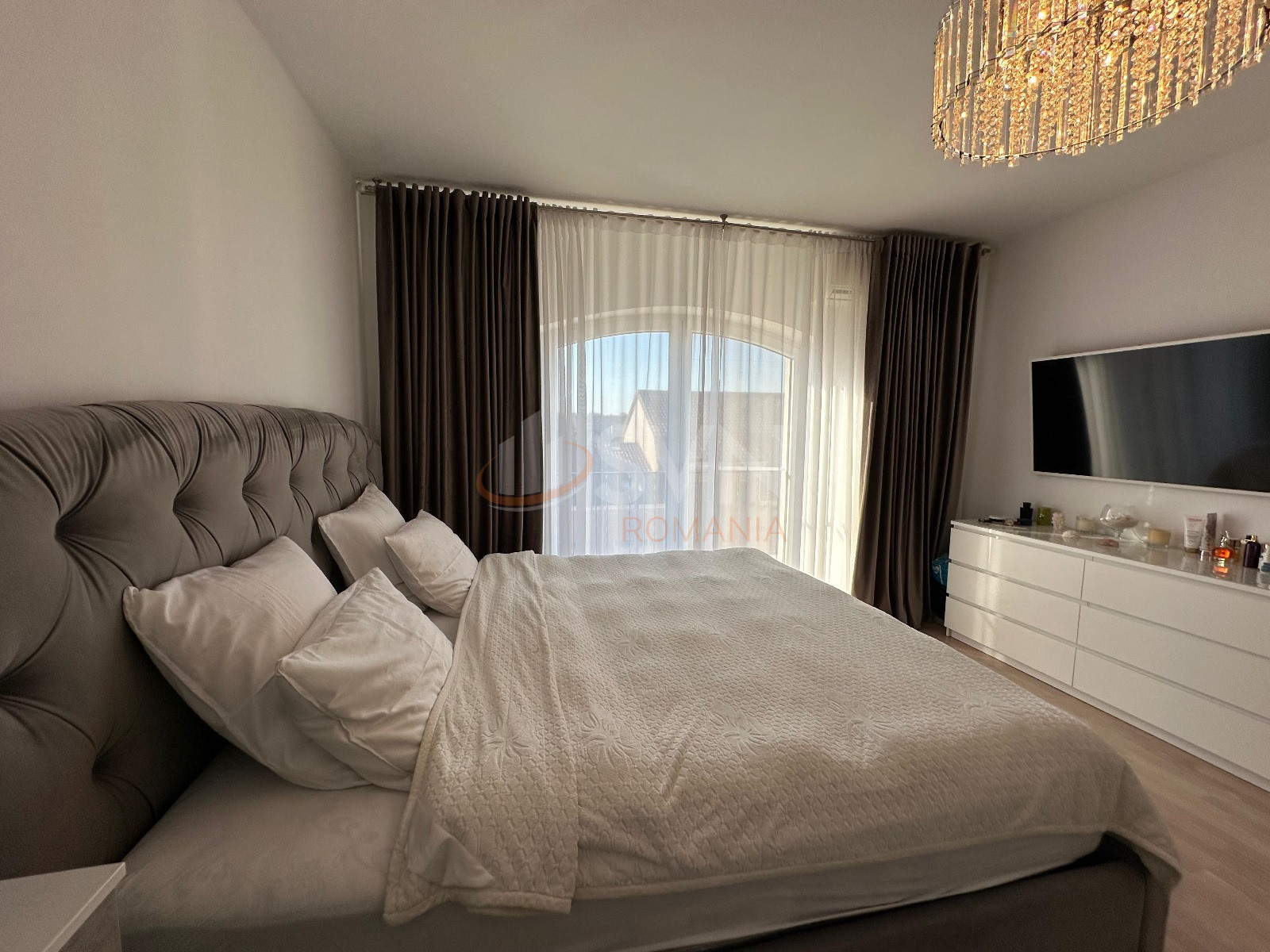 3 camere cu loc parcare subteran inclus Bucuresti/Pipera