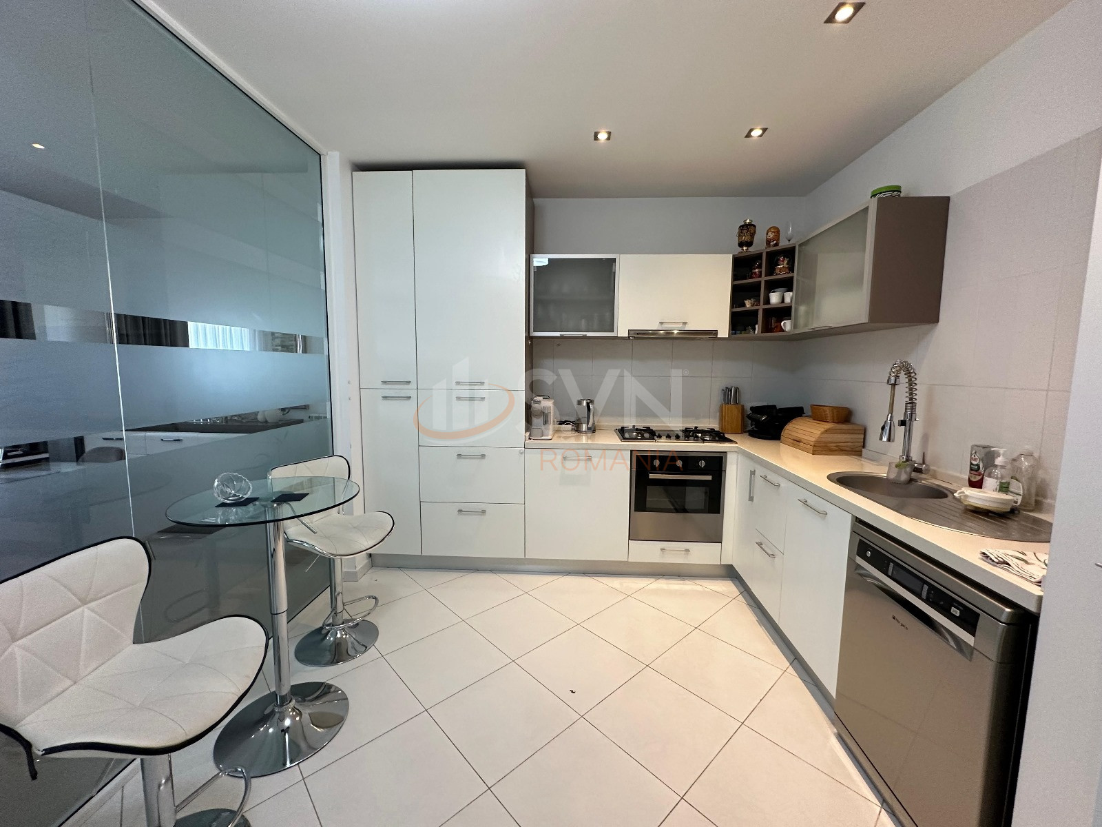 3 camere cu loc parcare subteran inclus Bucuresti/Pipera