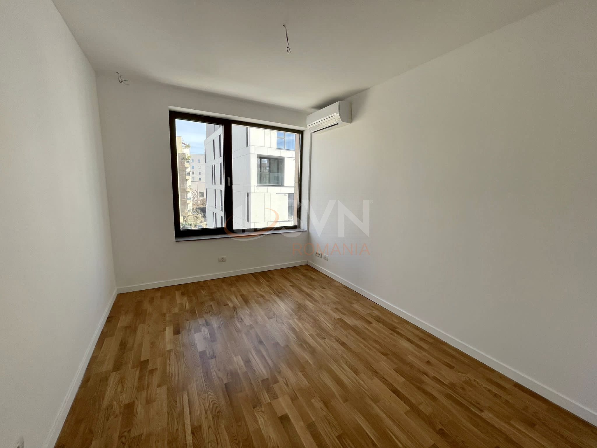 3 camere cu loc parcare subteran inclus Bucuresti/Herastrau