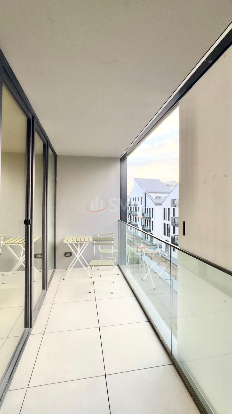 3 camere cu loc parcare subteran inclus Bucuresti/Herastrau