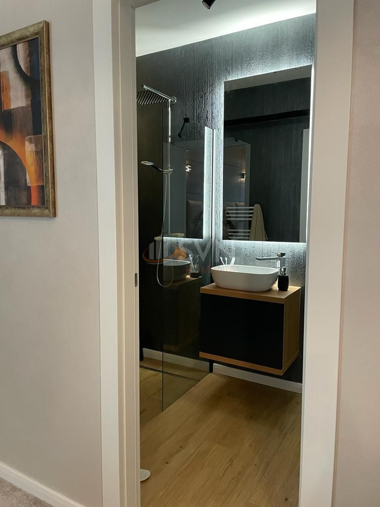 3 camere cu loc parcare subteran inclus Bucuresti/Baneasa