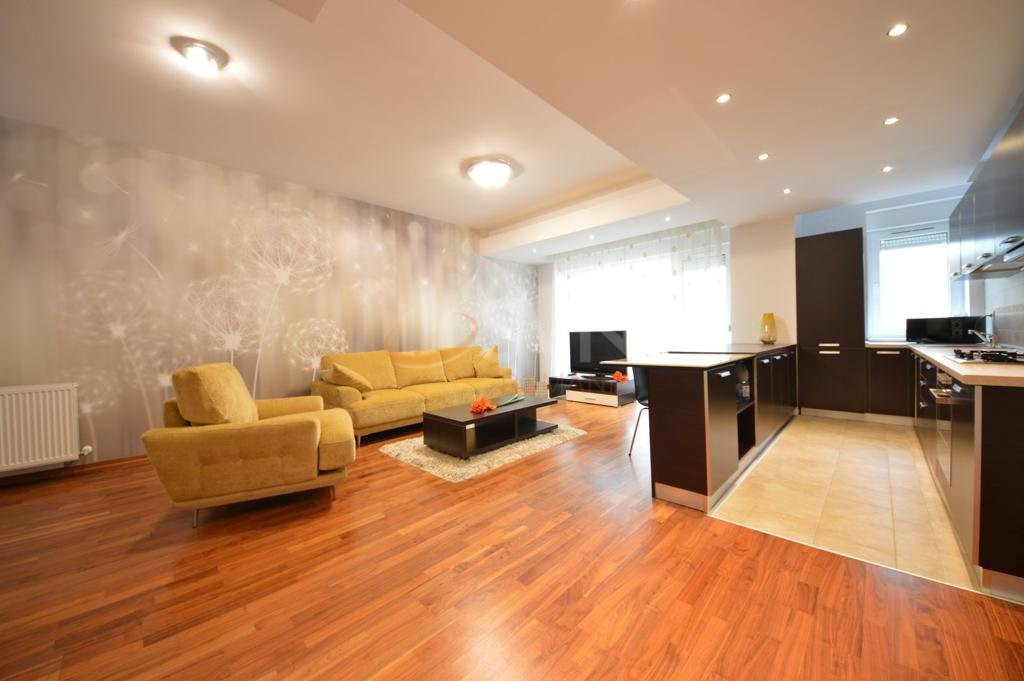 3 camere cu loc parcare subteran inclus Bucuresti/Herastrau