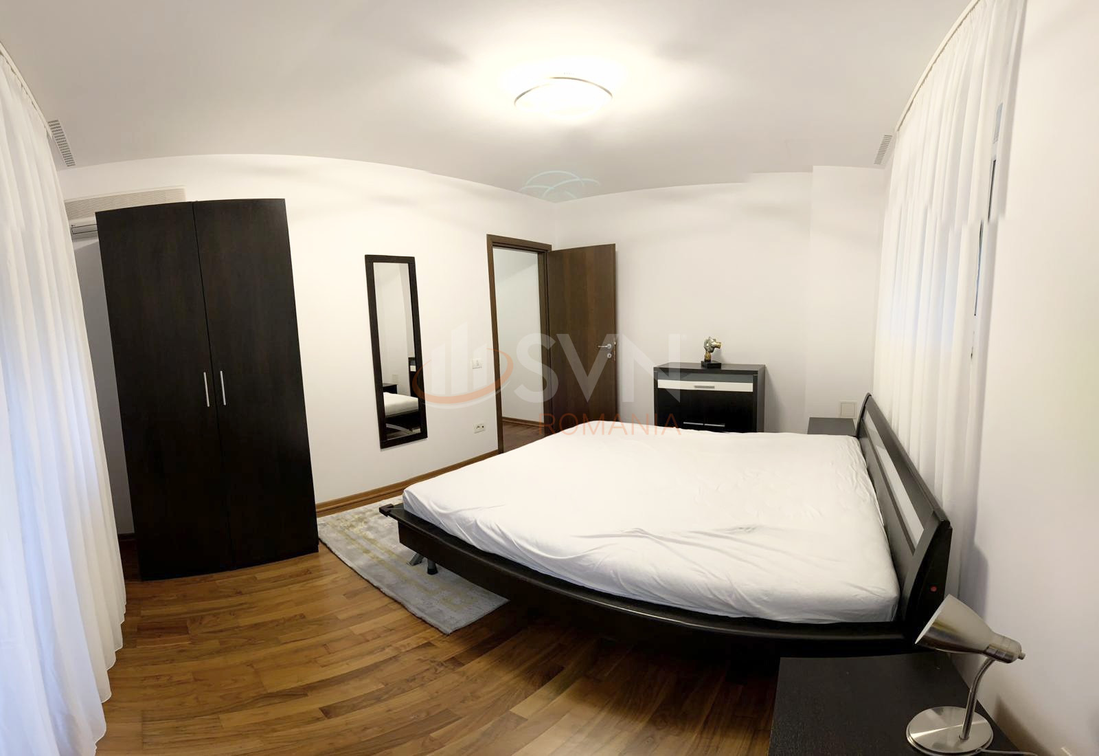 3 camere cu loc parcare subteran inclus Bucuresti/Herastrau