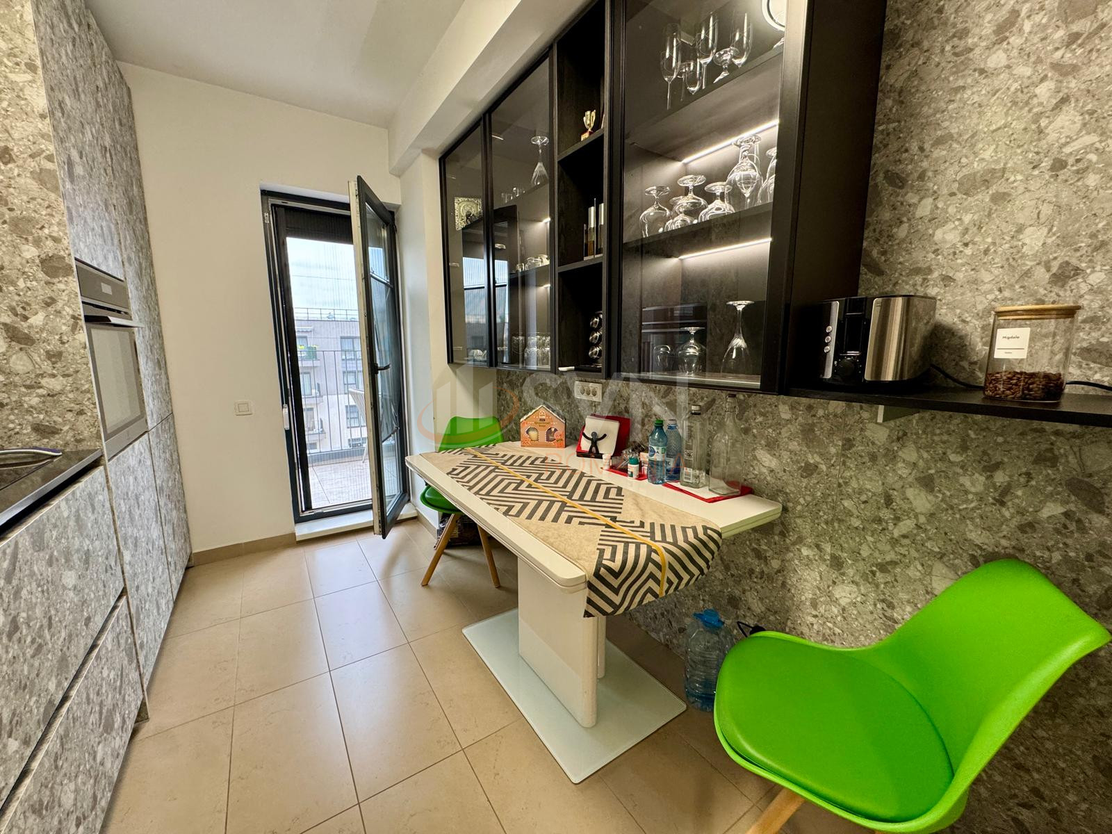 3 camere cu loc parcare subteran inclus Bucuresti/Domenii