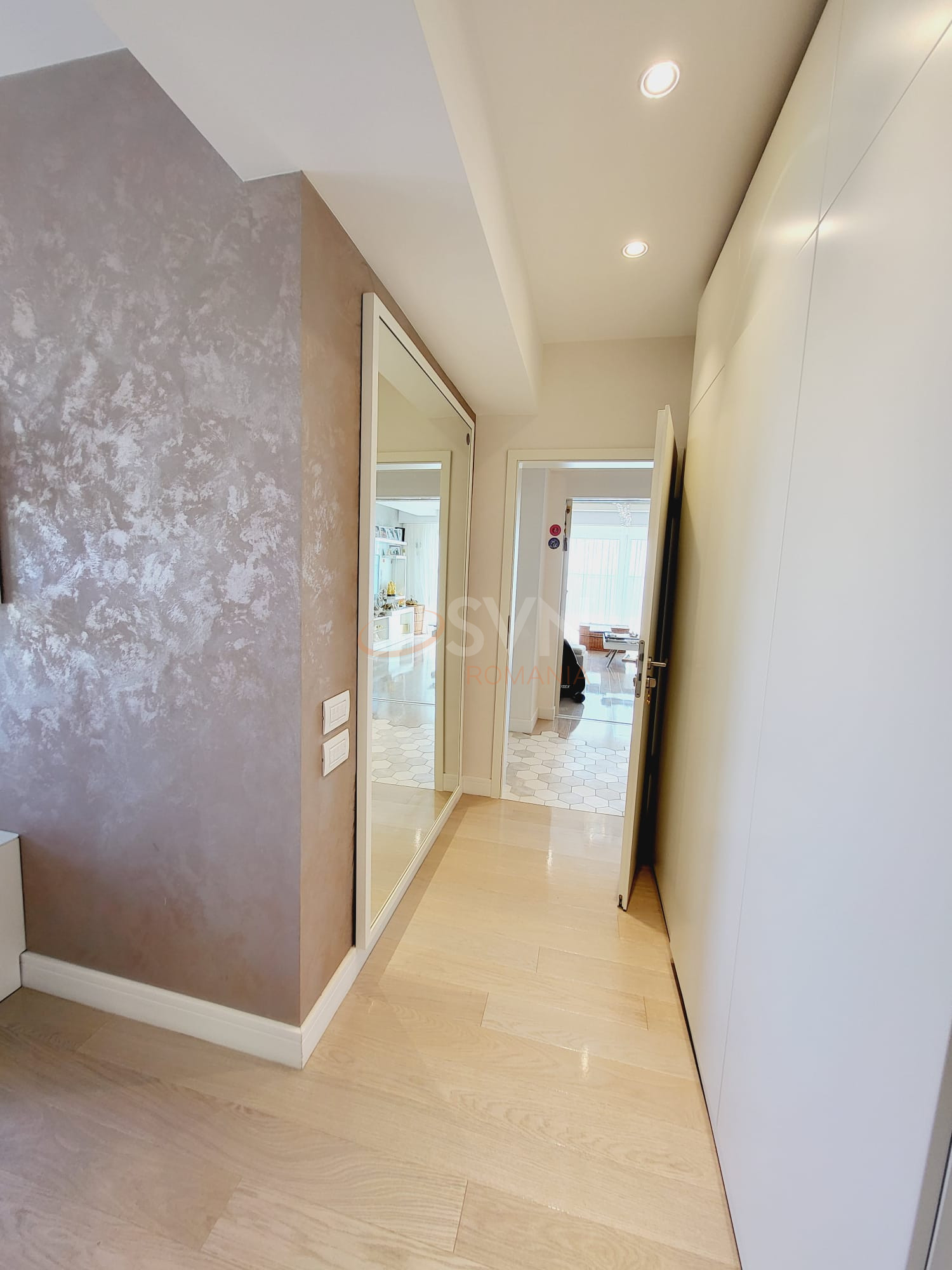 3 camere cu loc parcare subteran inclus Constanta/Nord