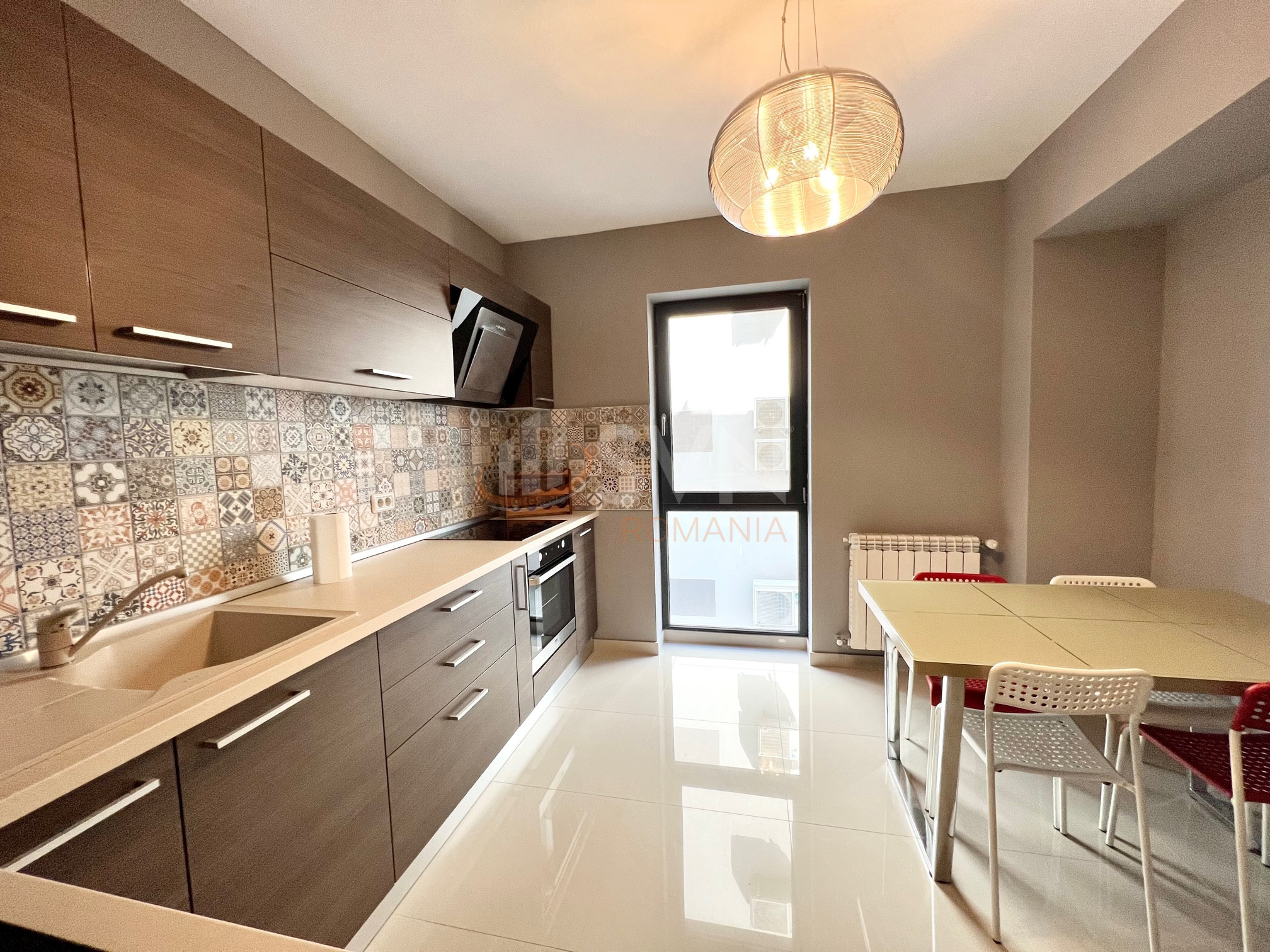 3 camere cu loc parcare subteran inclus Bucuresti/Floreasca