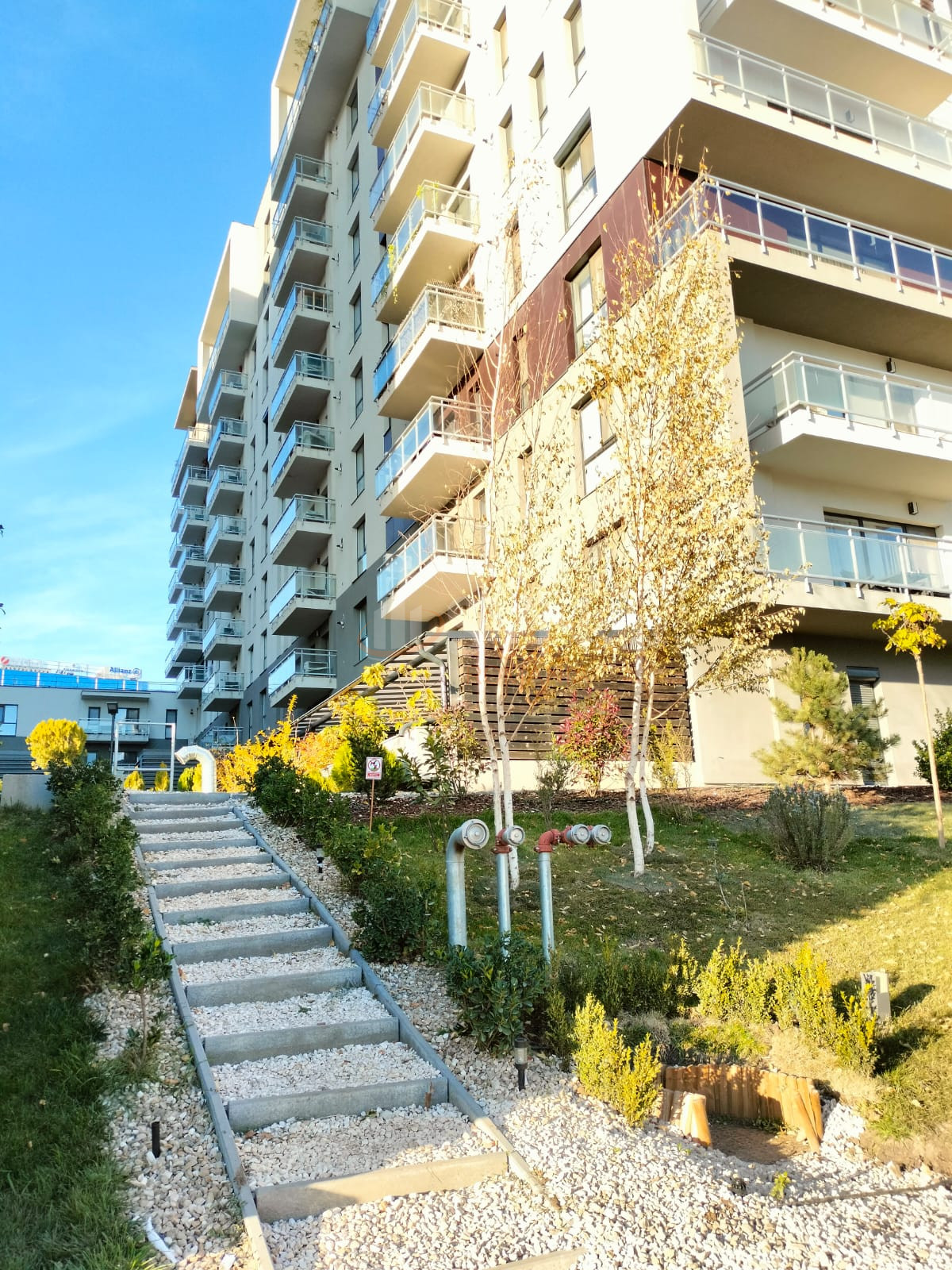 3 camere cu loc parcare subteran inclus Bucuresti/Aviatiei