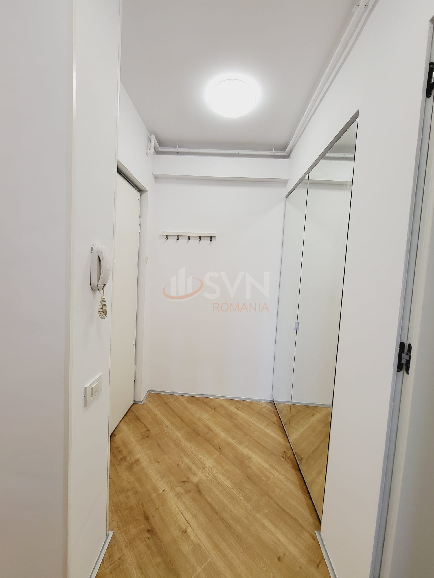 3 camere cu loc parcare subteran inclus Bucuresti/Pipera