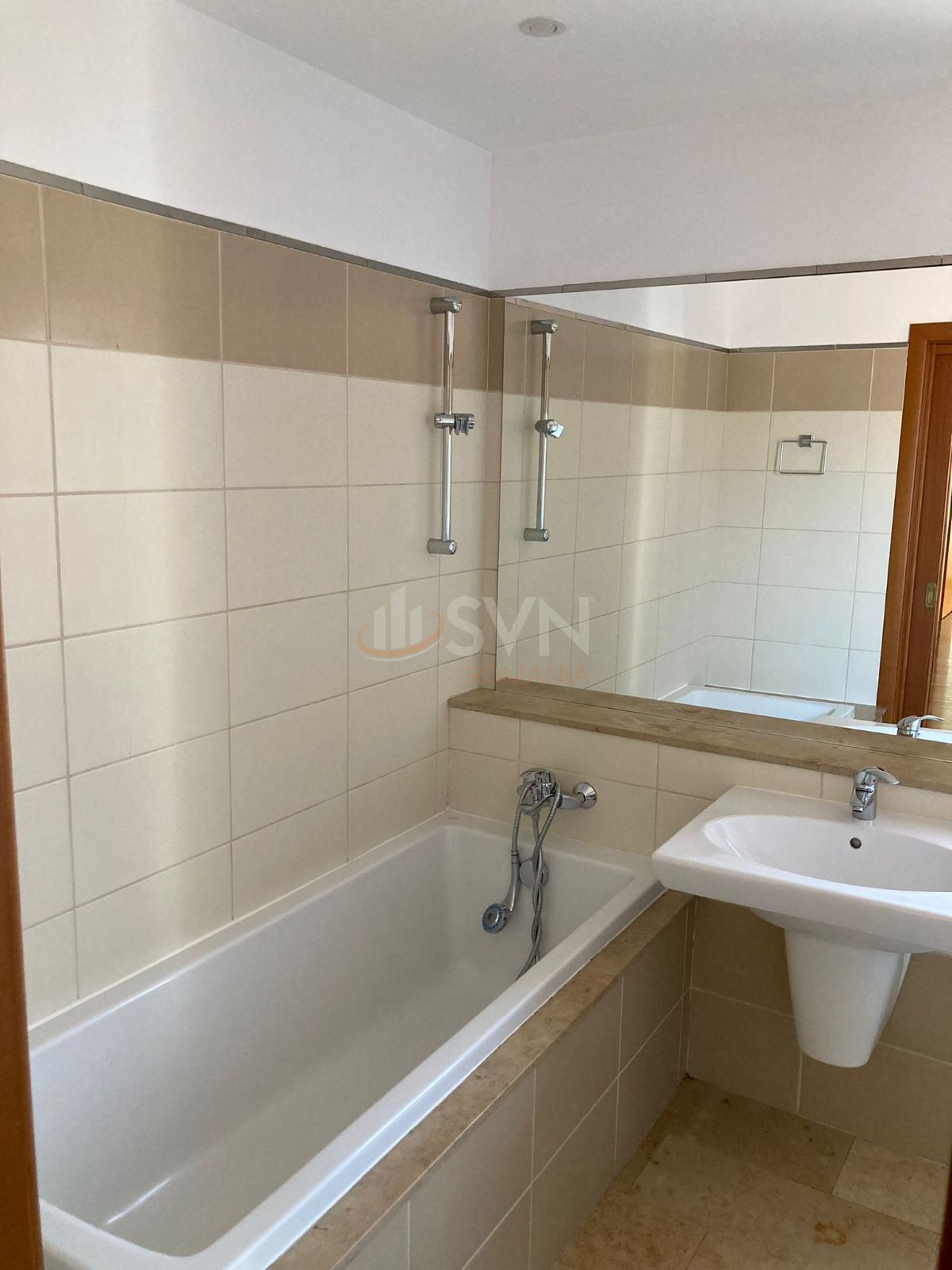 3 camere cu loc parcare subteran inclus Bucuresti/Floreasca