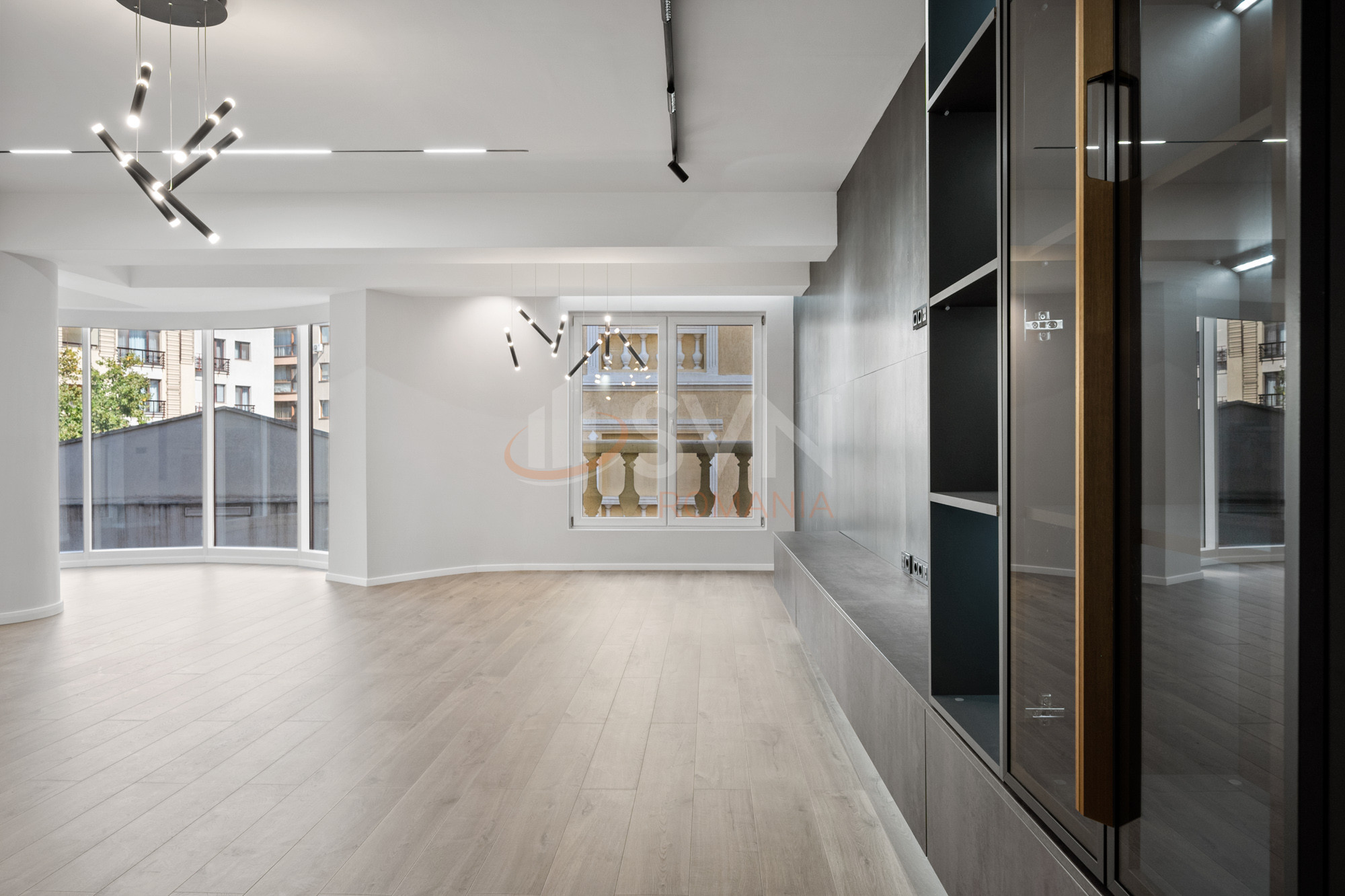 3 camere cu loc parcare subteran inclus Bucuresti/Herastrau