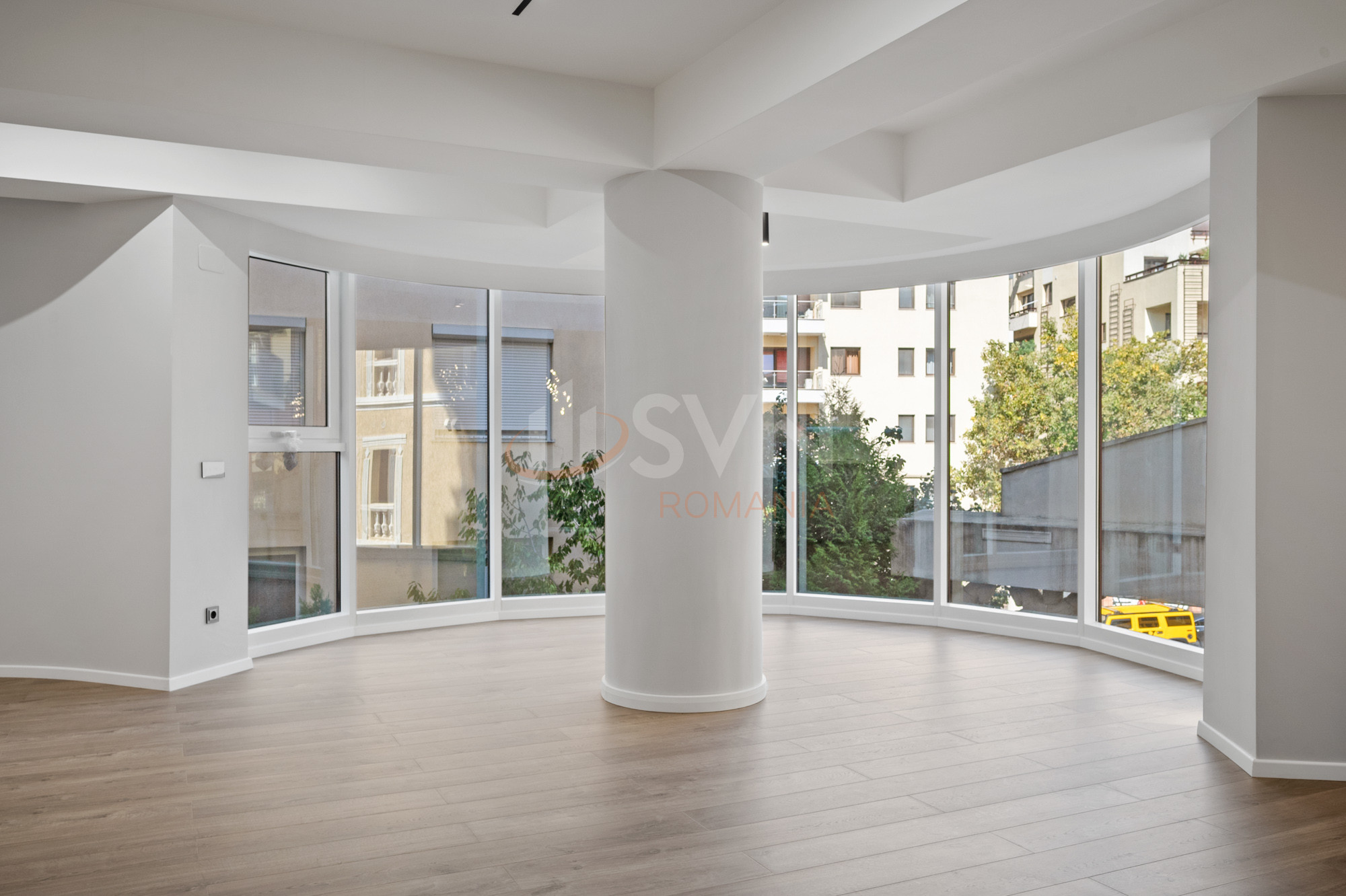 3 camere cu loc parcare subteran inclus Bucuresti/Herastrau