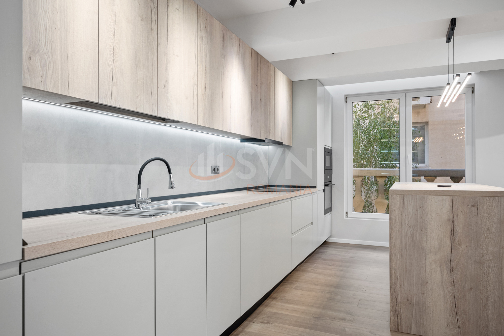 3 camere cu loc parcare subteran inclus Bucuresti/Herastrau