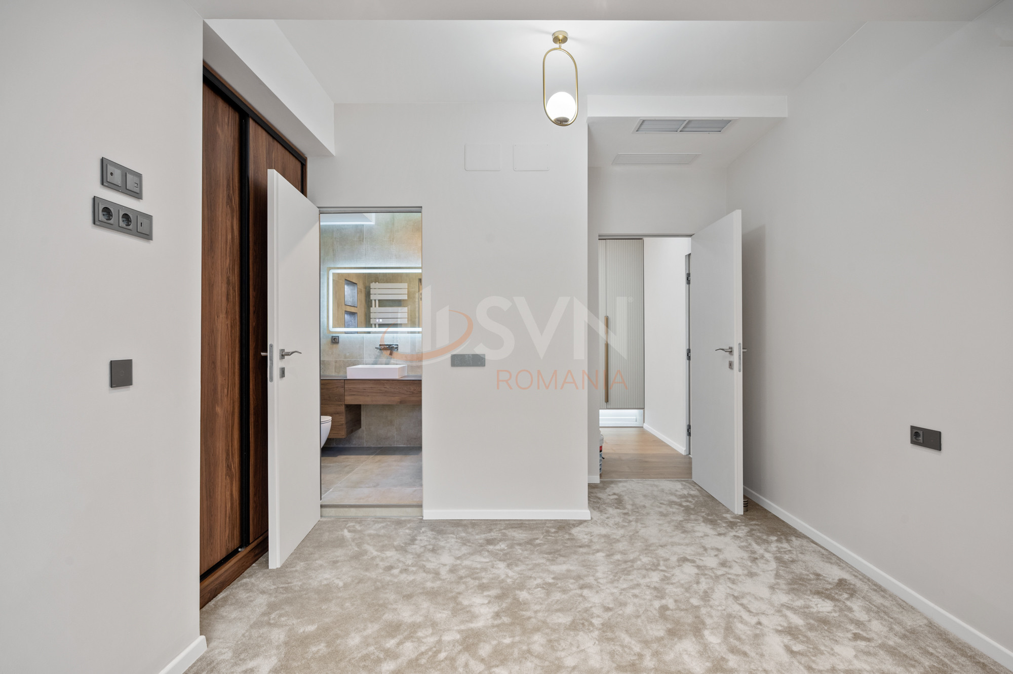 3 camere cu loc parcare subteran inclus Bucuresti/Herastrau