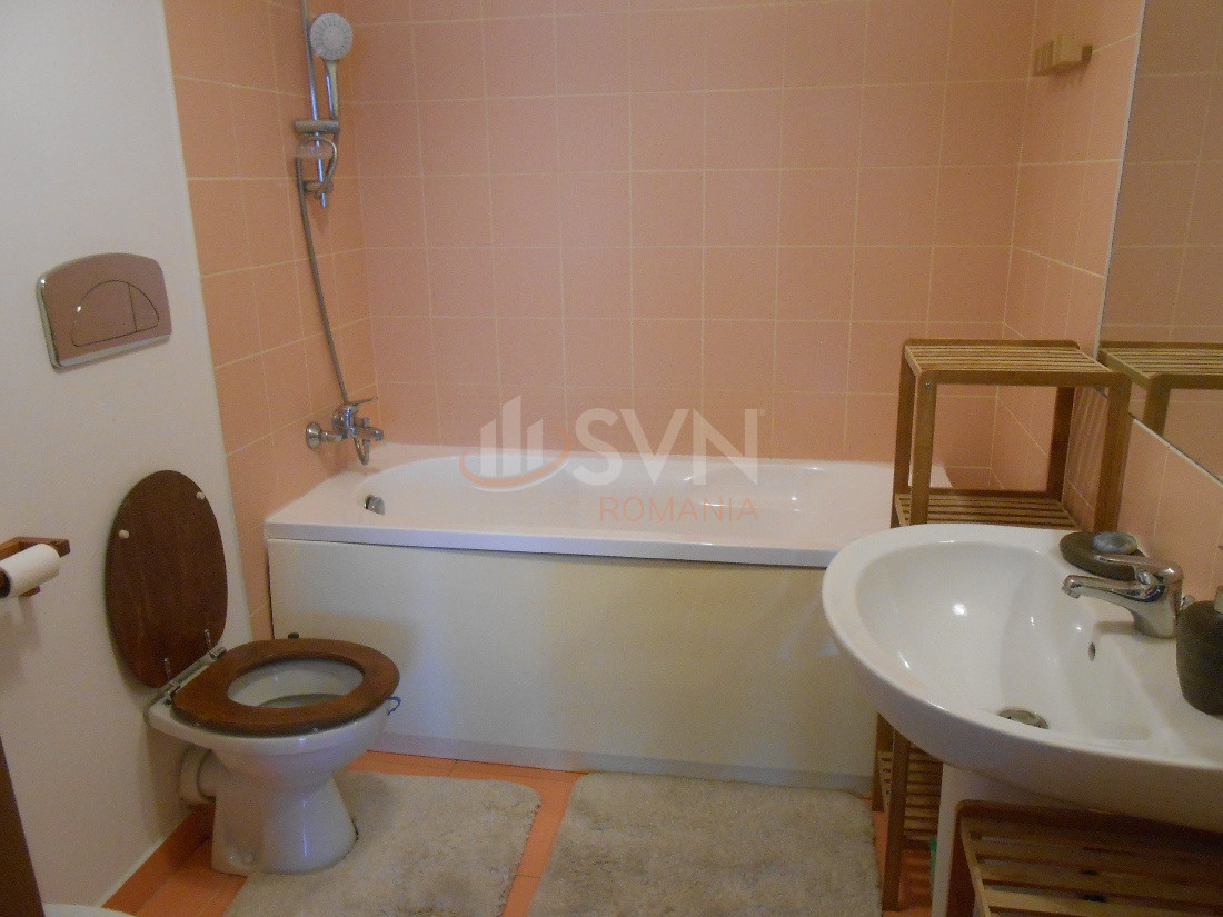 3 camere cu loc parcare subteran inclus Bucuresti/Parcul Carol