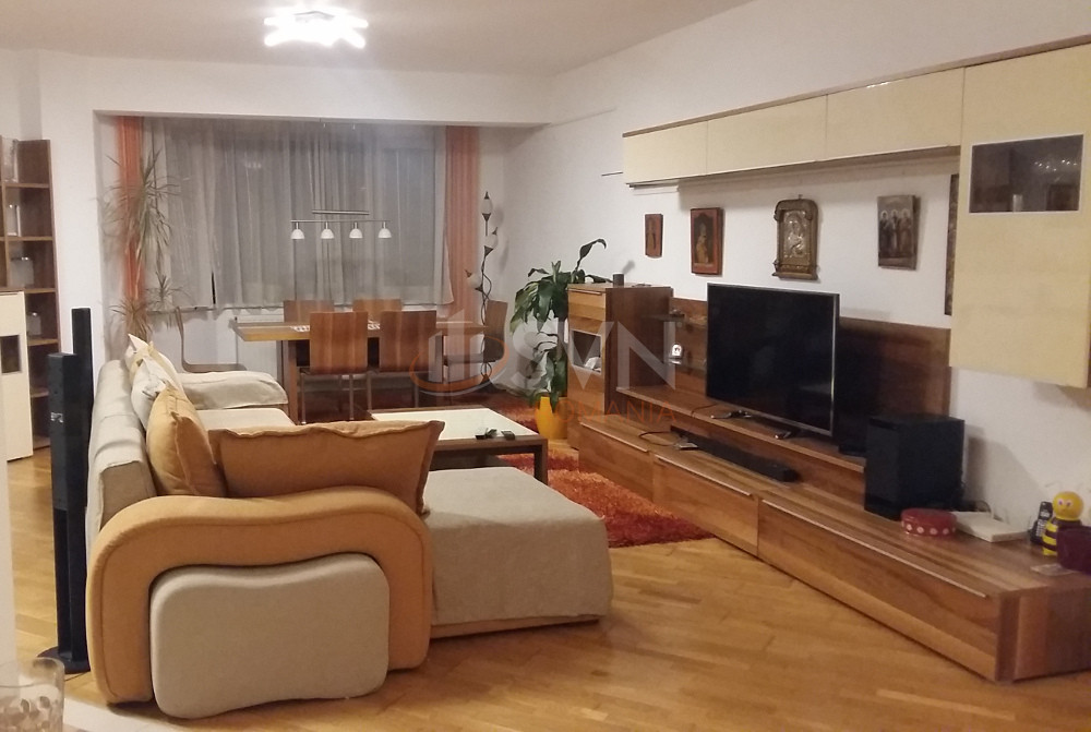 3 camere cu loc parcare subteran inclus Bucuresti/Parcul Carol