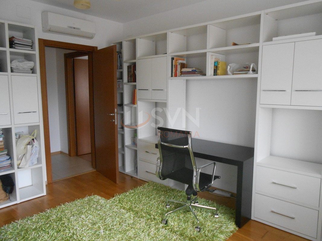 3 camere cu loc parcare subteran inclus Bucuresti/Parcul Carol