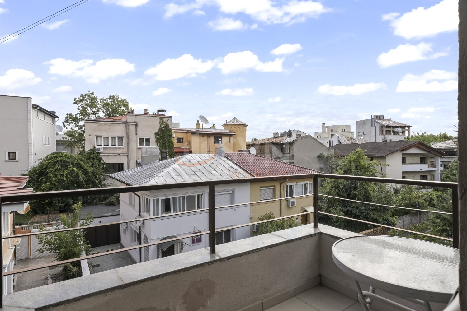 3 camere cu loc parcare subteran inclus Bucuresti/Primaverii