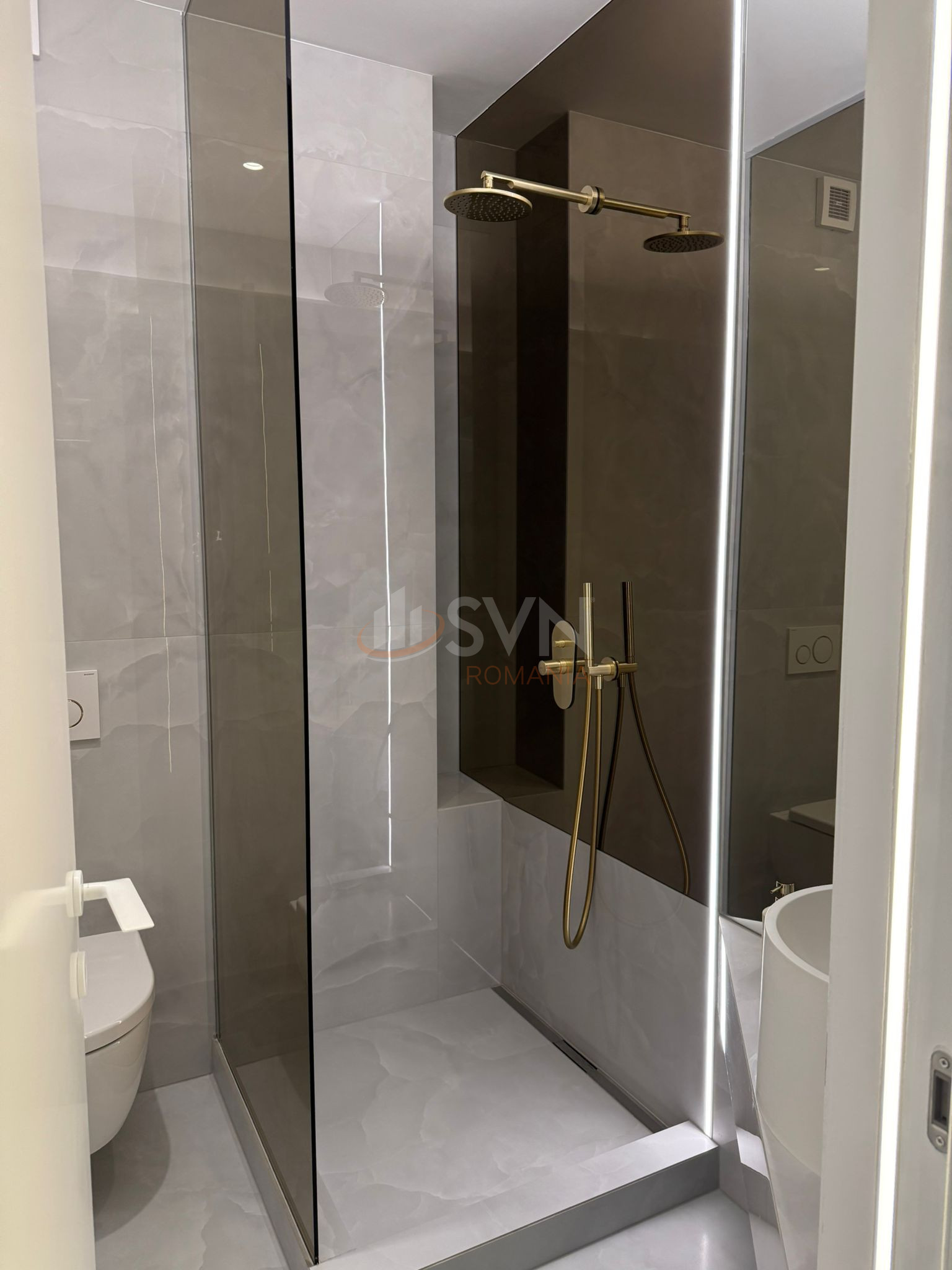 3 camere cu loc parcare subteran inclus Bucuresti/Pipera