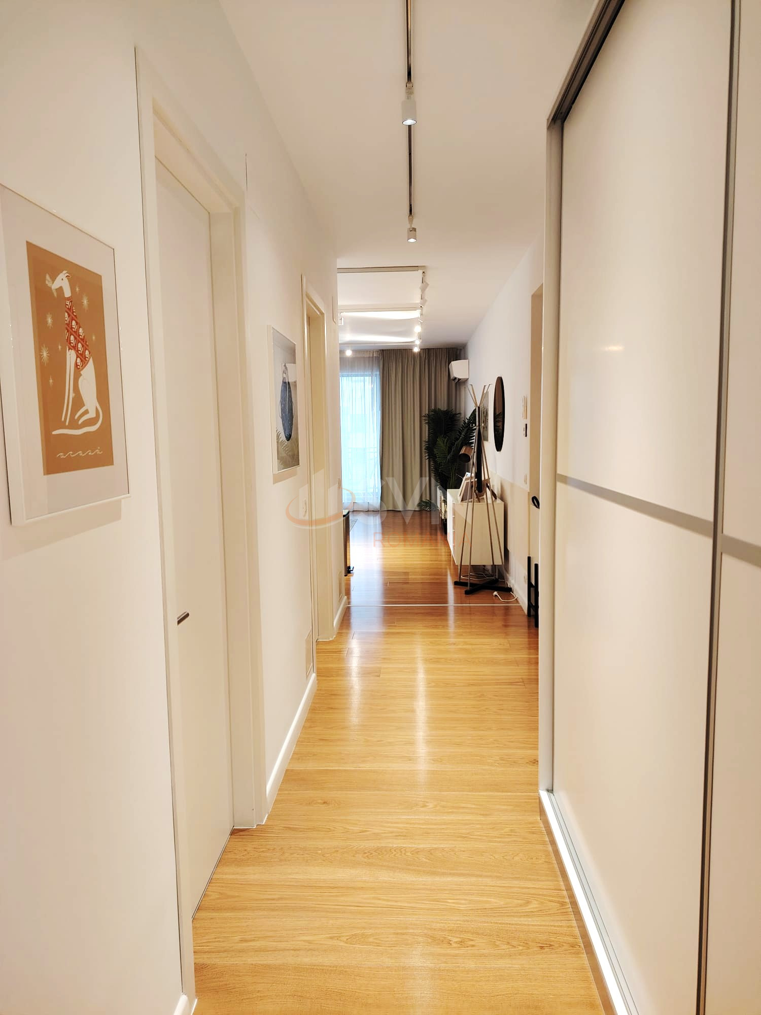 3 camere cu loc parcare subteran inclus Bucuresti/Domenii