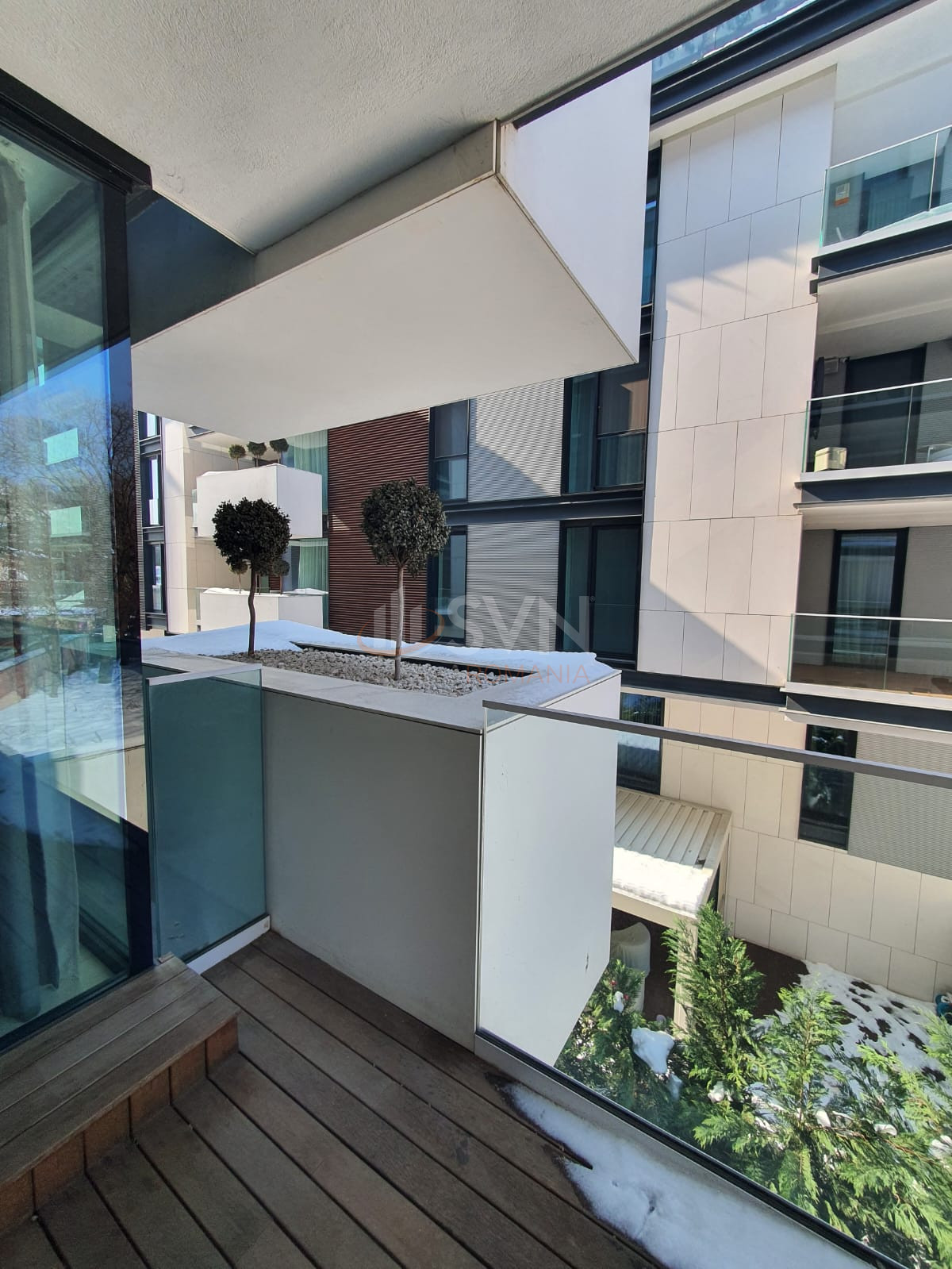 3 camere cu loc parcare subteran inclus Bucuresti/Primaverii