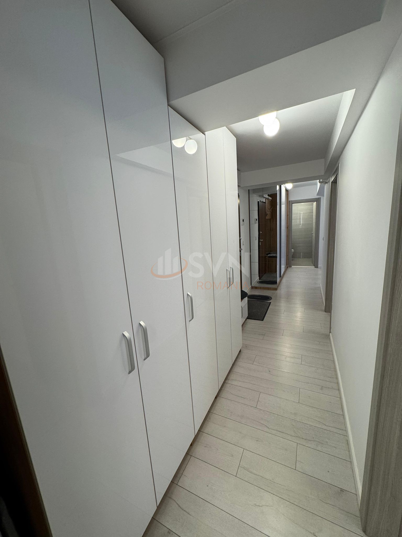 3 camere cu loc parcare subteran inclus Bucuresti/Pipera