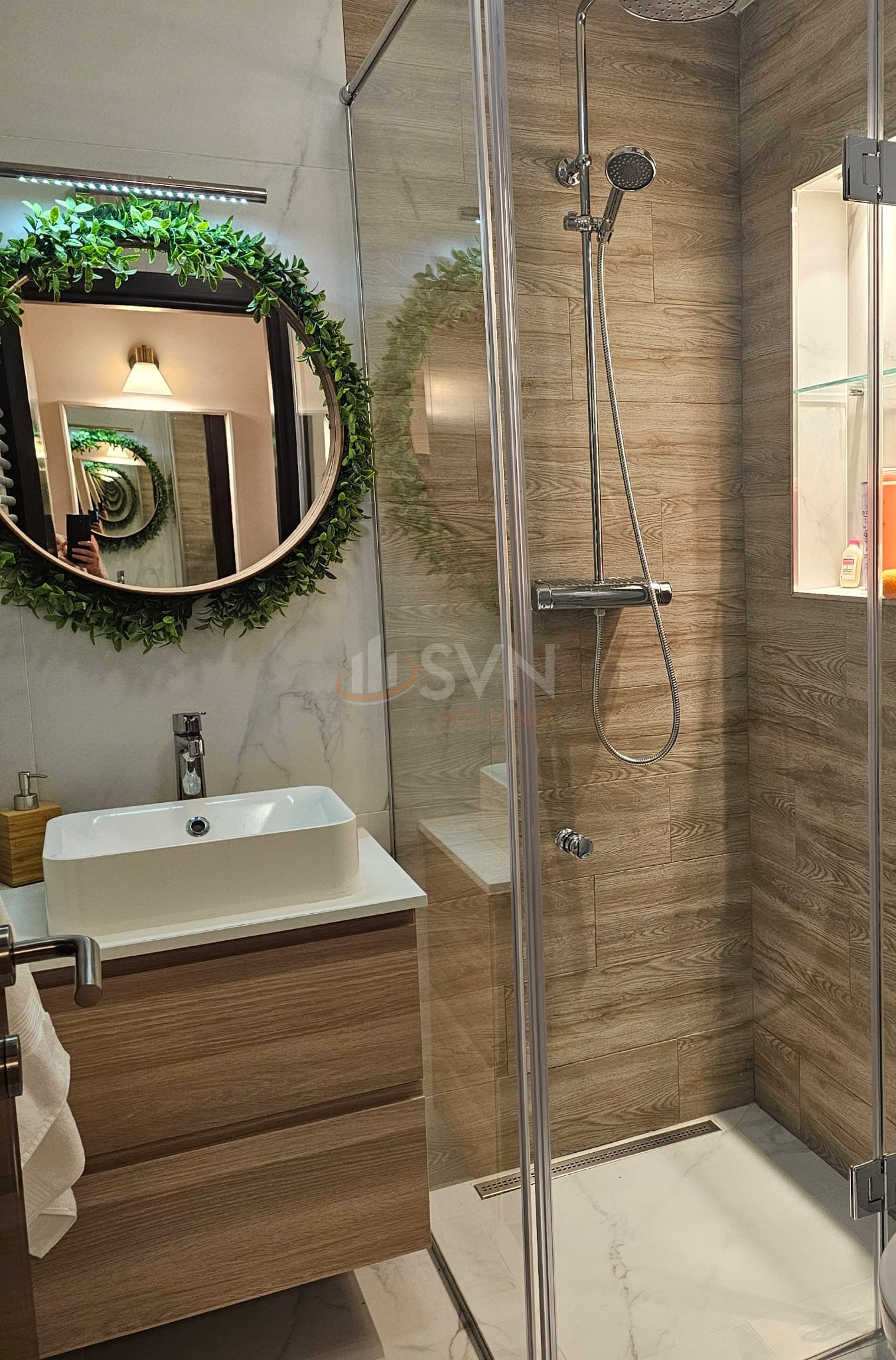 3 camere cu loc parcare subteran inclus Bucuresti/Pipera