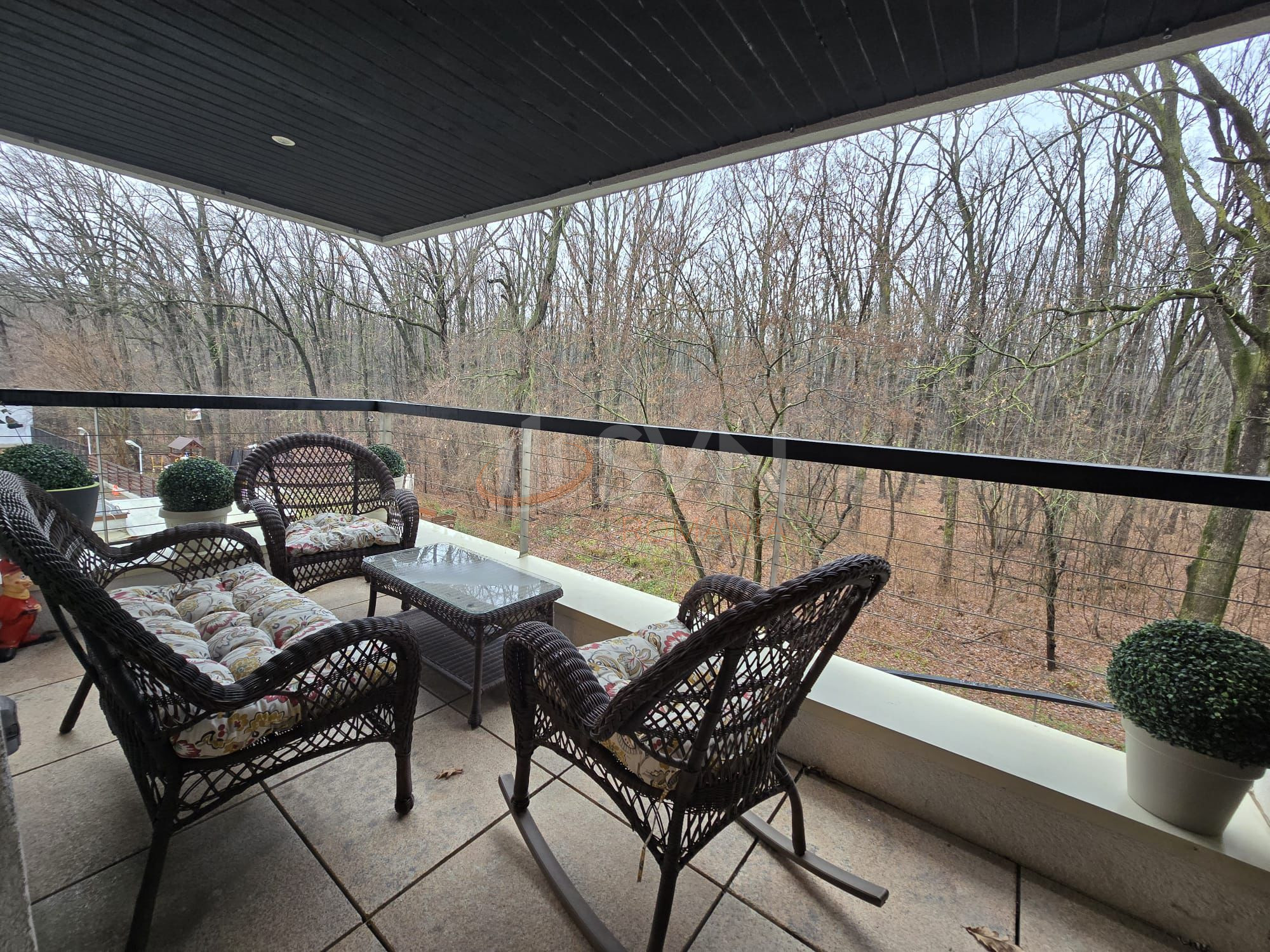 3 camere cu loc parcare subteran inclus Bucuresti/Pipera