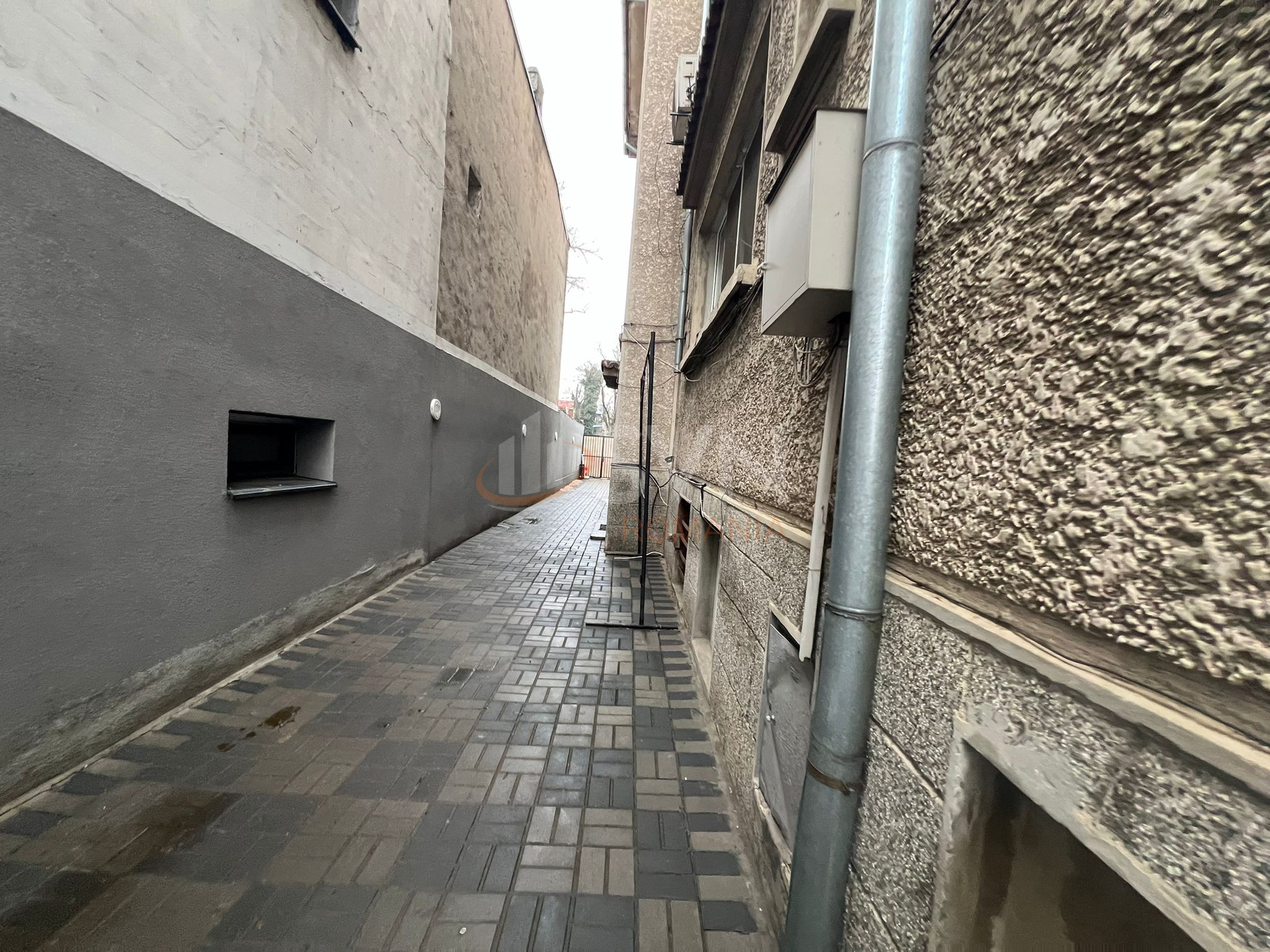 3 camere cu loc parcare subteran inclus Bucuresti/Piata Muncii