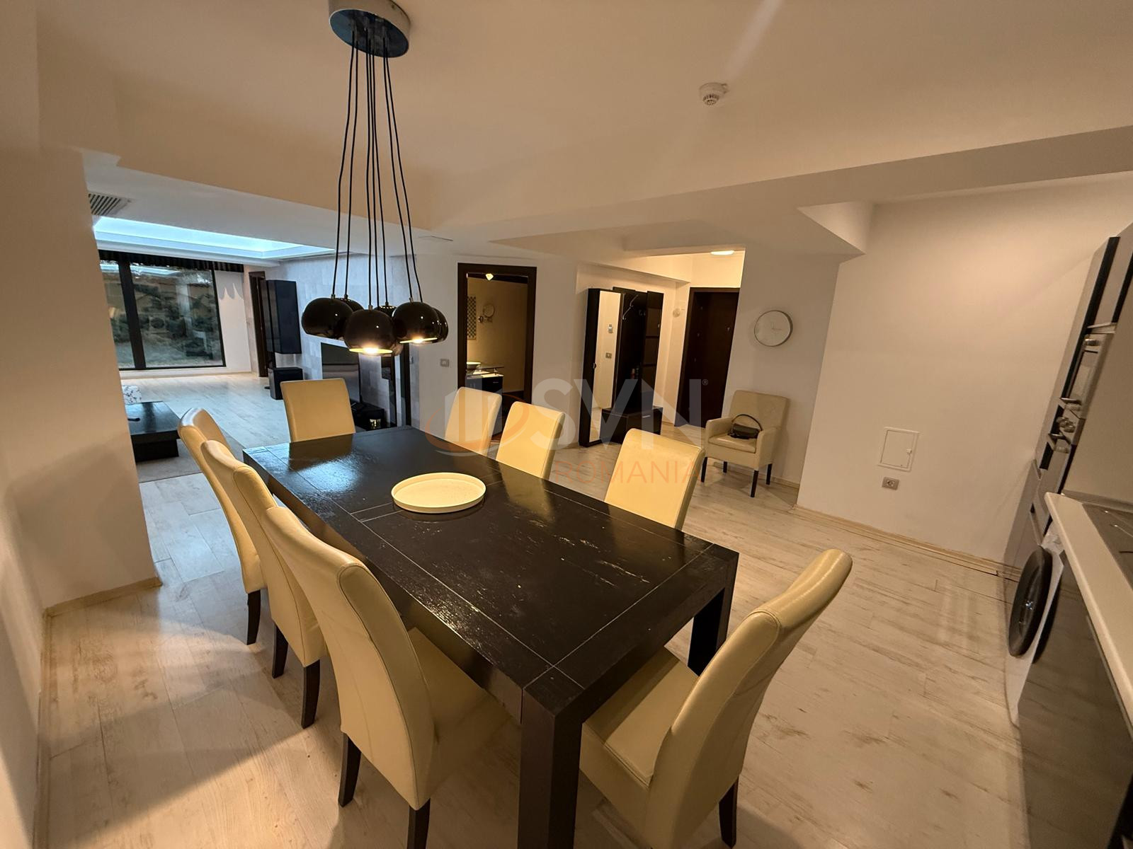 3 camere cu loc parcare subteran inclus Bucuresti/Herastrau