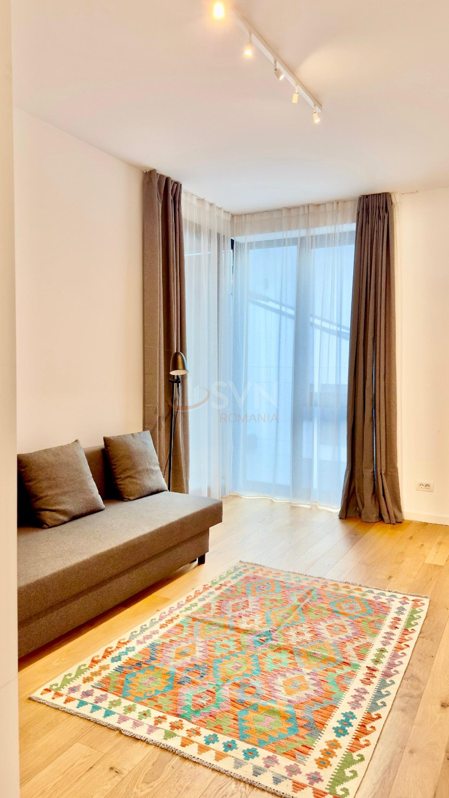 3 camere cu loc parcare subteran inclus Bucuresti/Herastrau